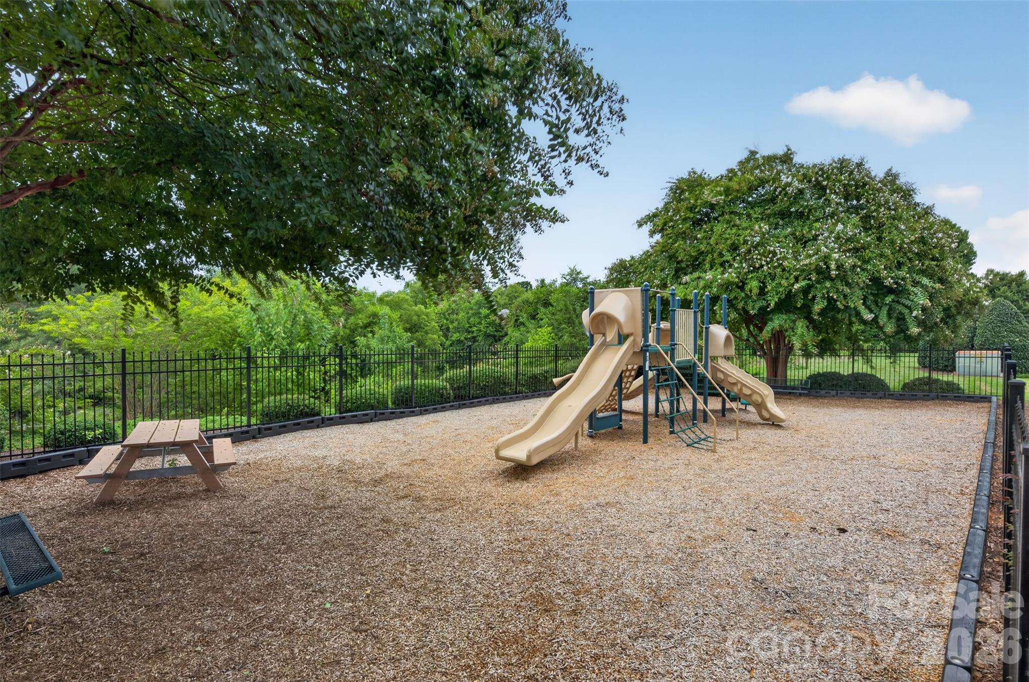 Community Playground - 15829 Trenton Place Road, Huntersville