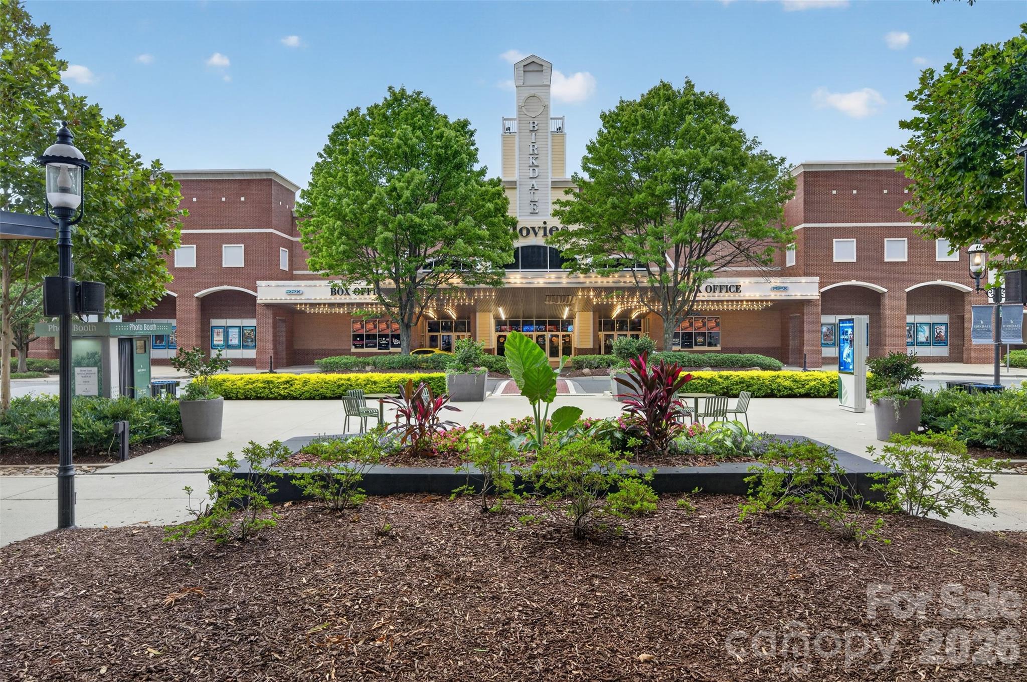 Enjoy Birkdale Village! - 15829 Trenton Place Road, Huntersville