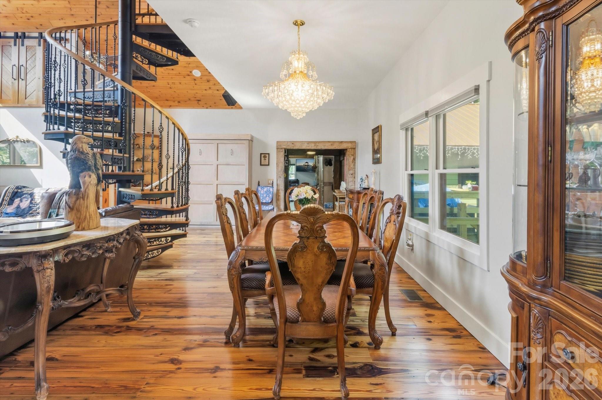 Dining area - 2533 Coopers Creek Road, Bryson City