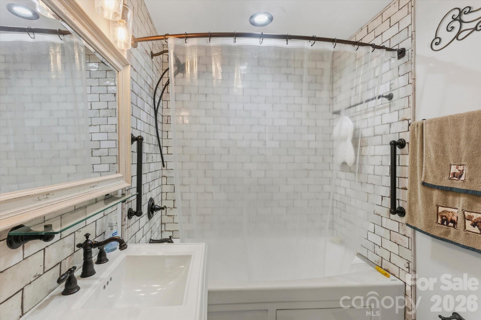 Bathroom off great room - 2533 Coopers Creek Road, Bryson City