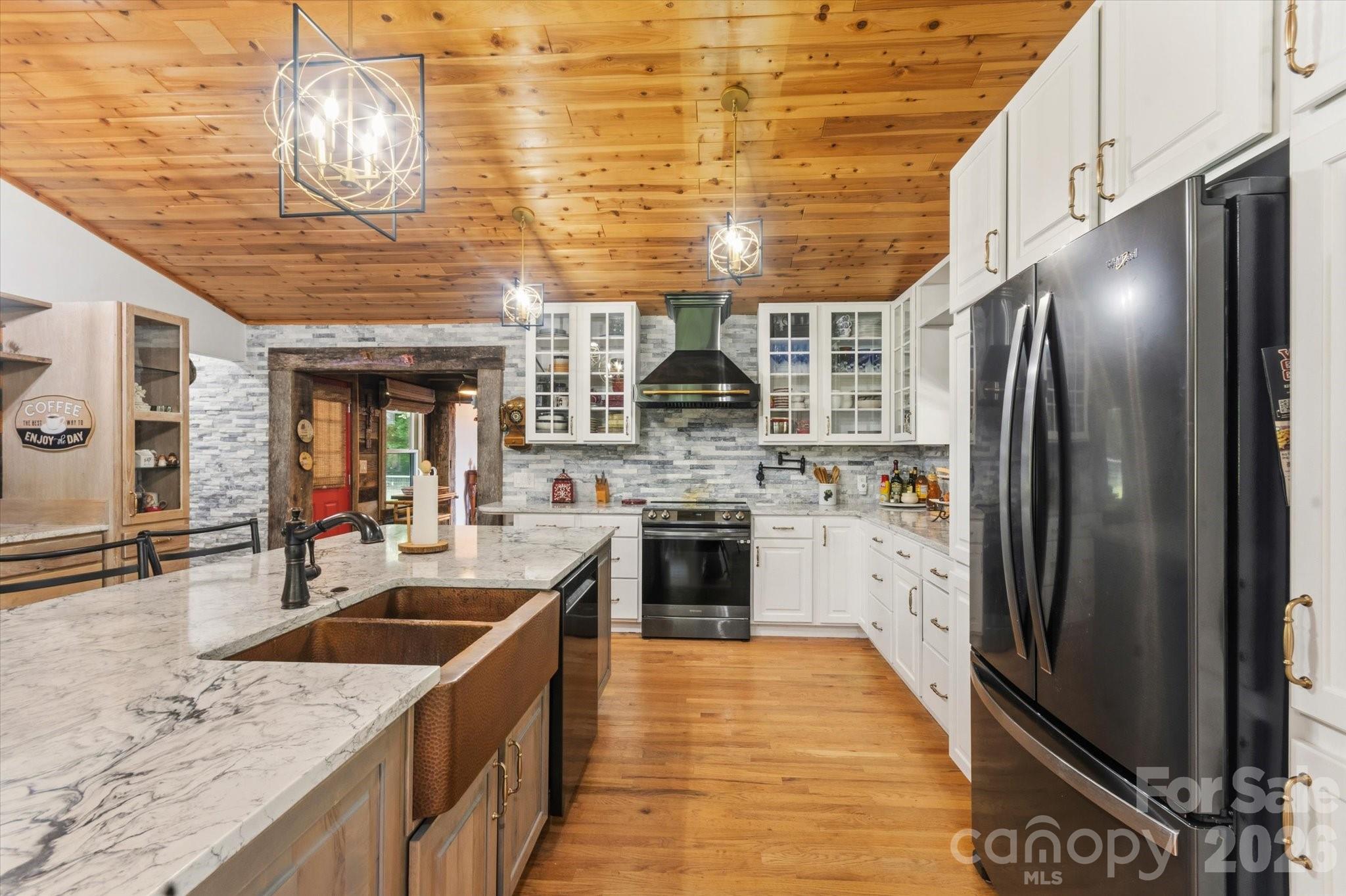 Kitchen - 2533 Coopers Creek Road, Bryson City