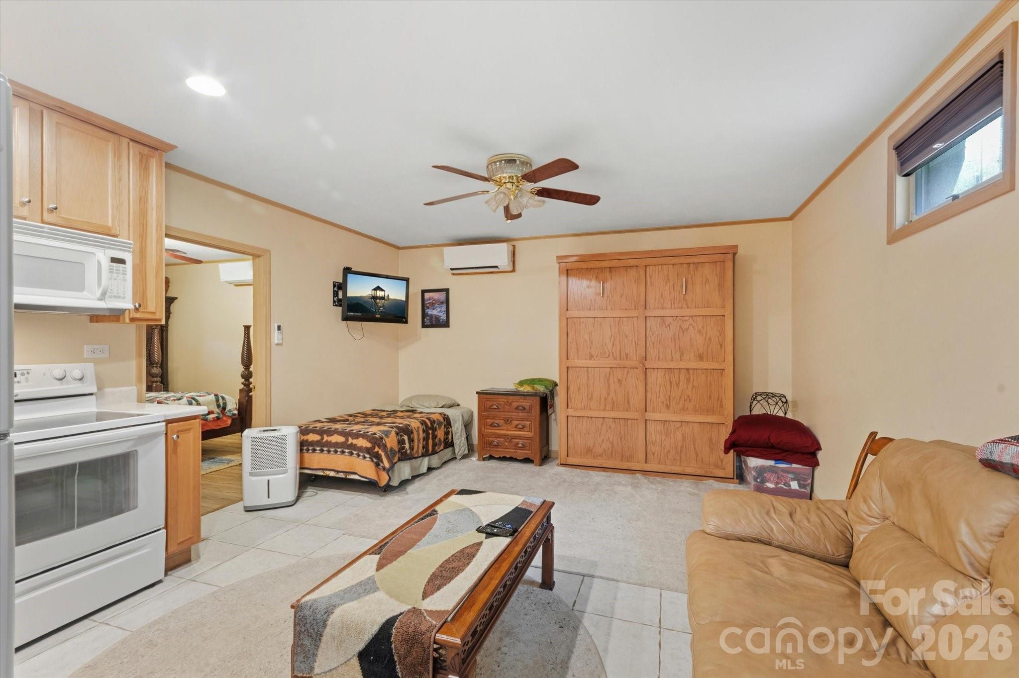 2nd living quarters - 2533 Coopers Creek Road, Bryson City