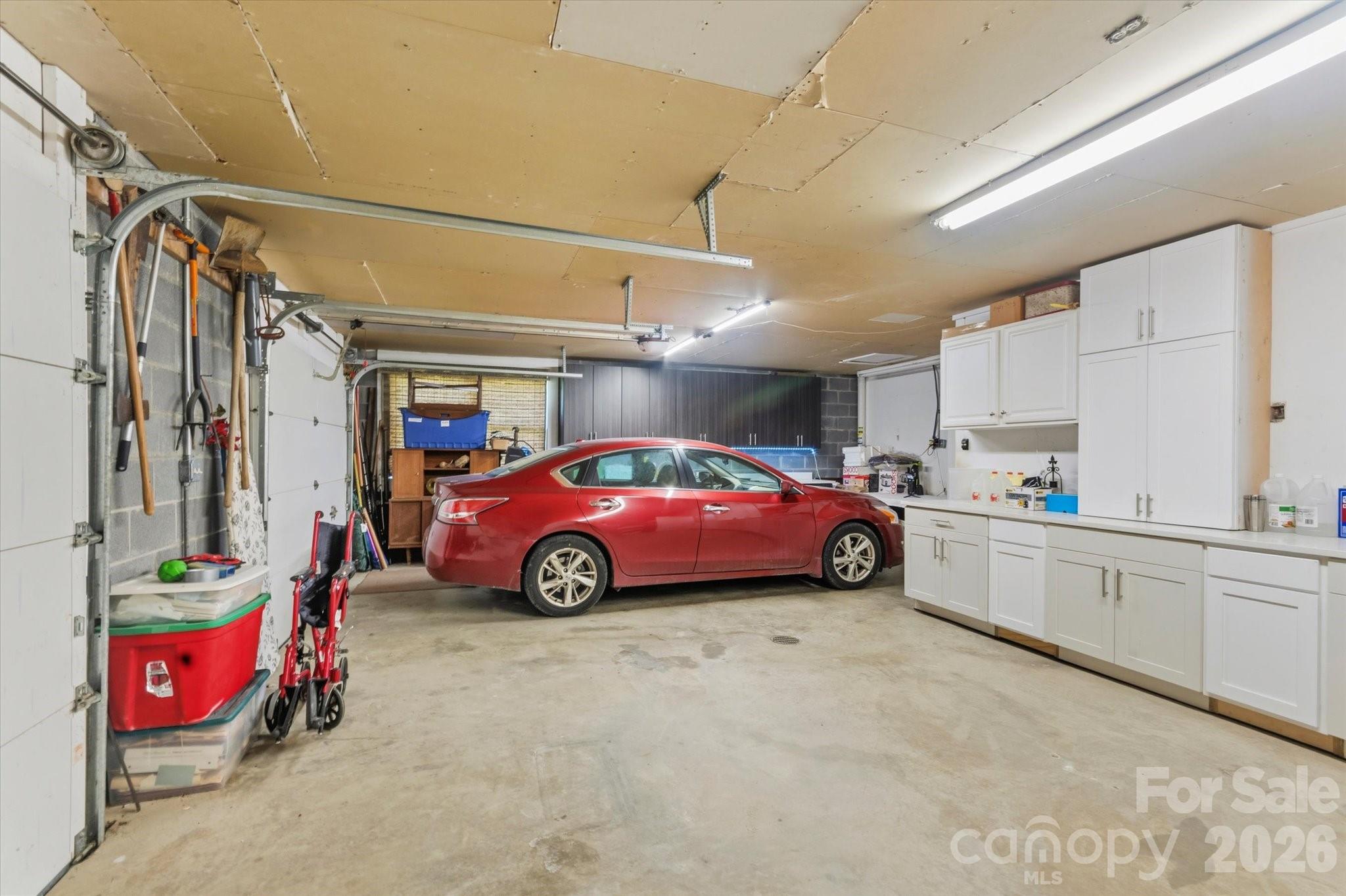 Garage stall 1 - 2533 Coopers Creek Road, Bryson City