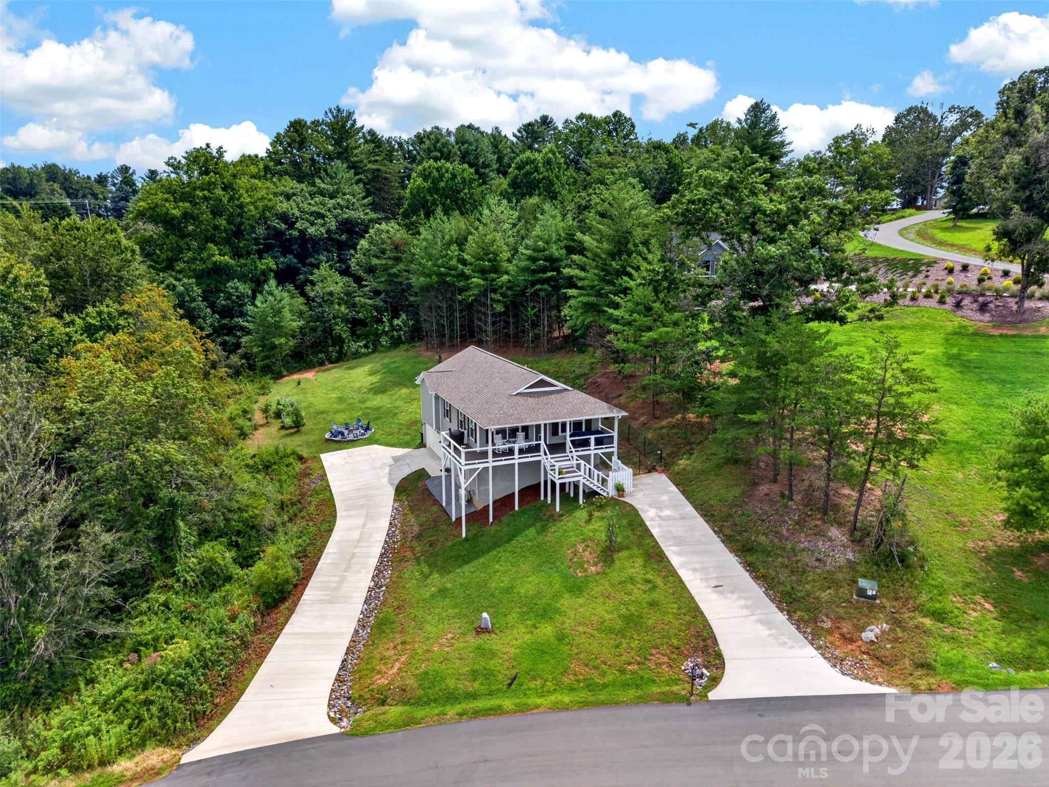 Single Family Residence at 932 Morlin Acres Drive, Marshall, photo 4 of 47