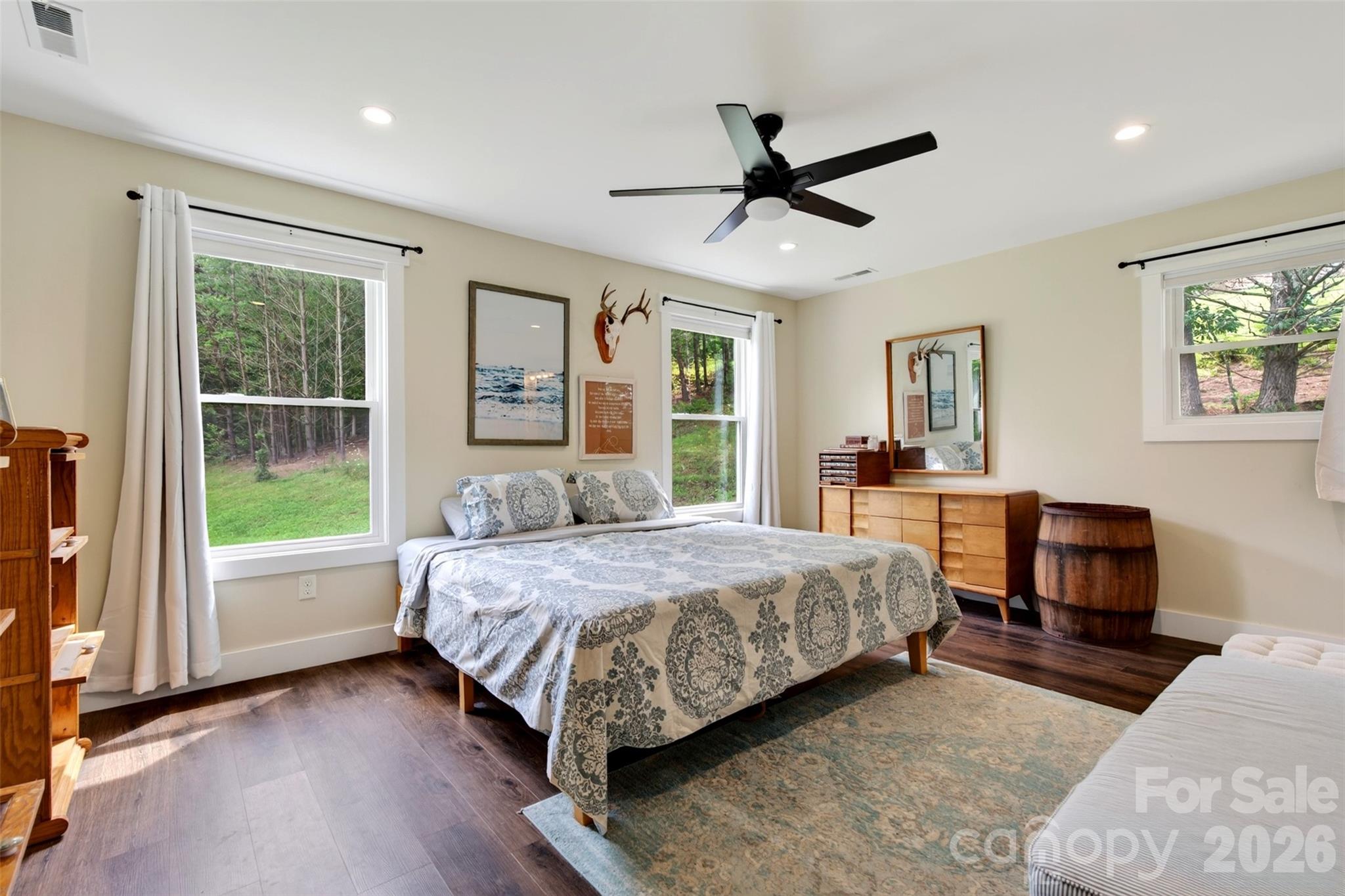 Single Family Residence at 932 Morlin Acres Drive, Marshall, photo 15 of 47