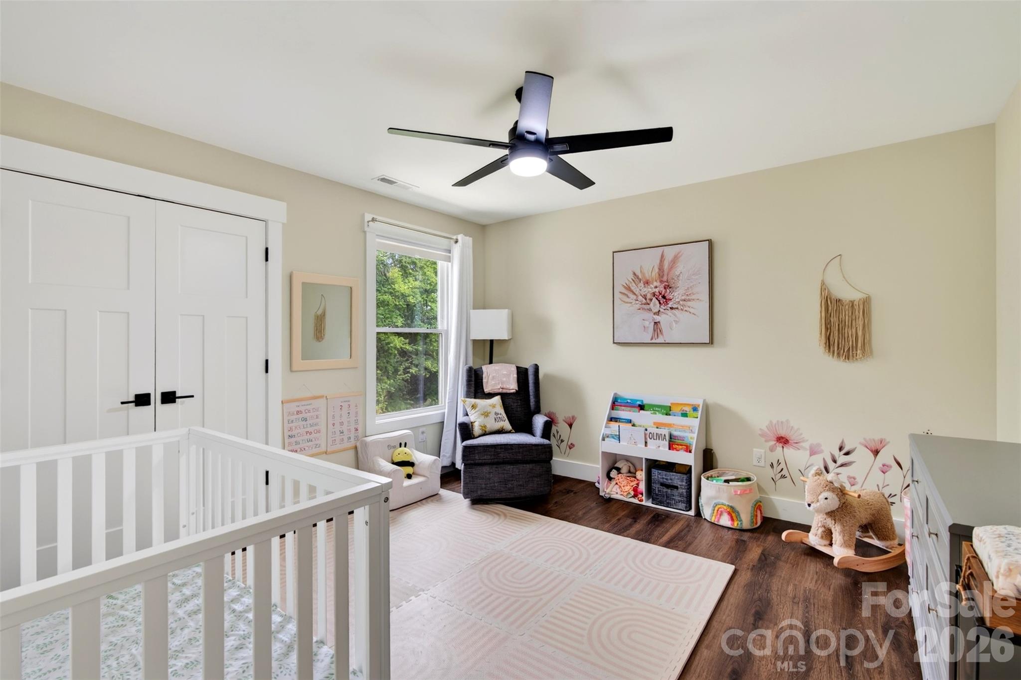 Single Family Residence at 932 Morlin Acres Drive, Marshall, photo 19 of 47