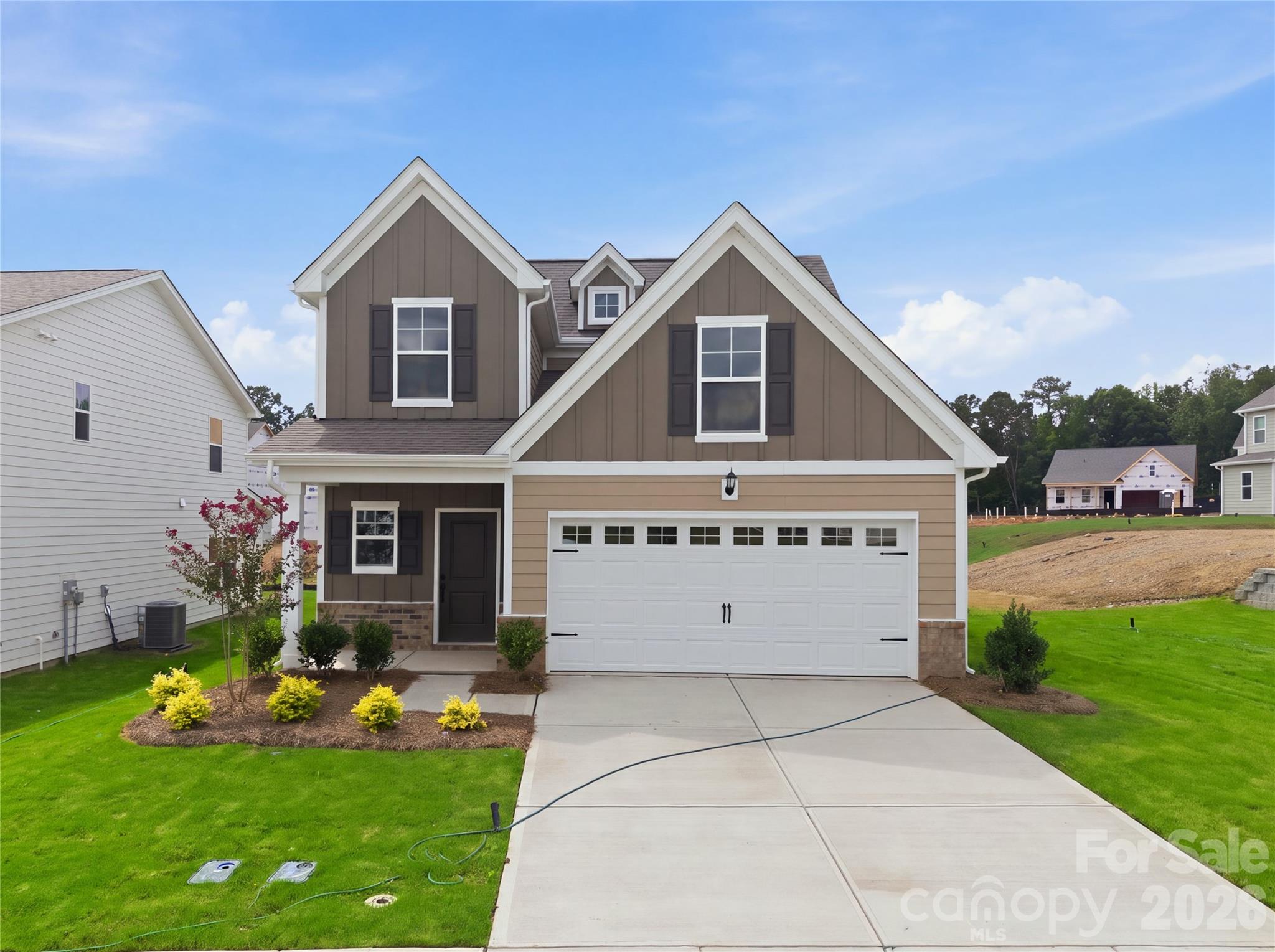 1043 Rocking Horse Road