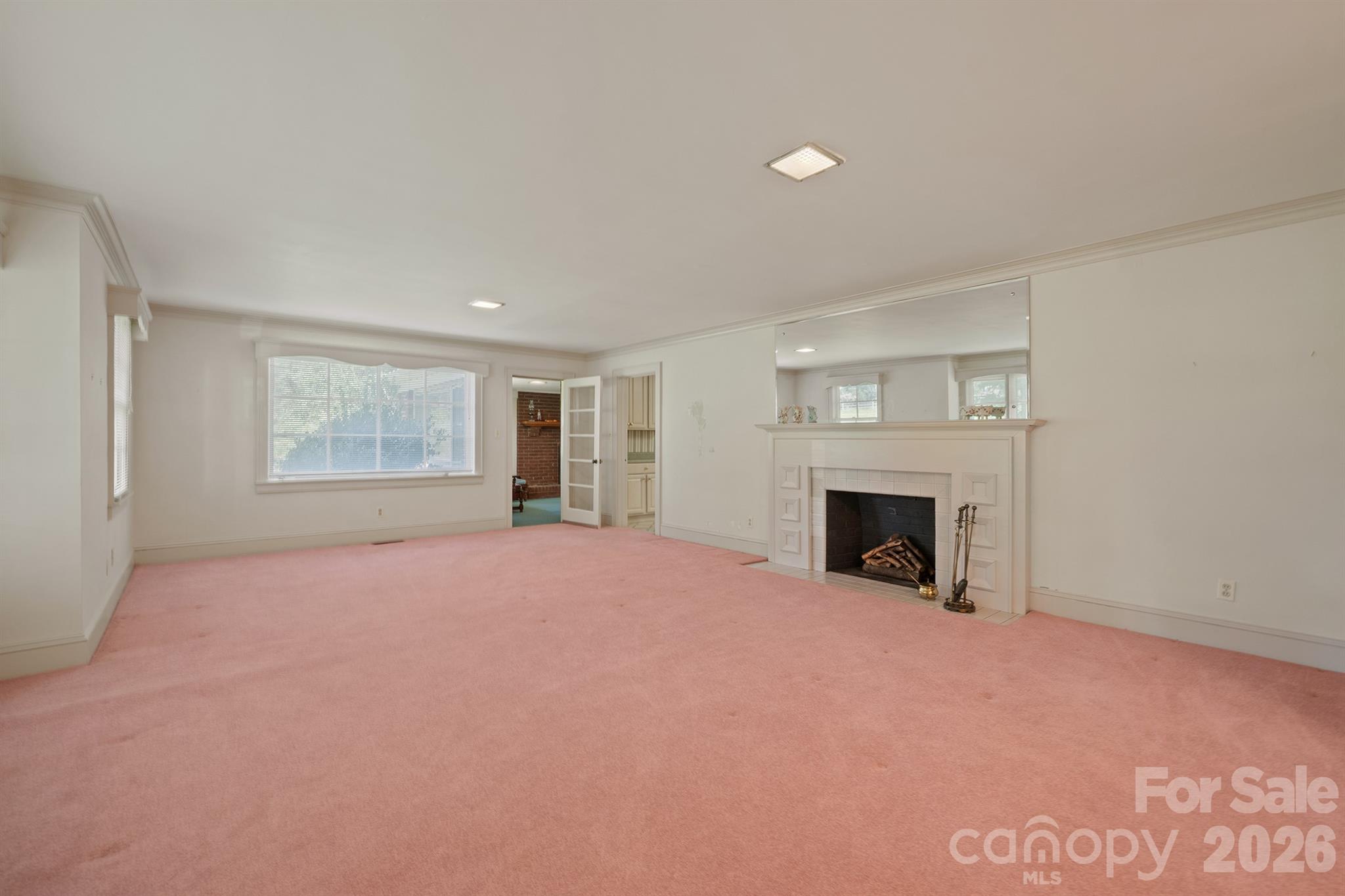 Single Family Residence at 17 E Murray Street, Maiden, photo 14 of 33