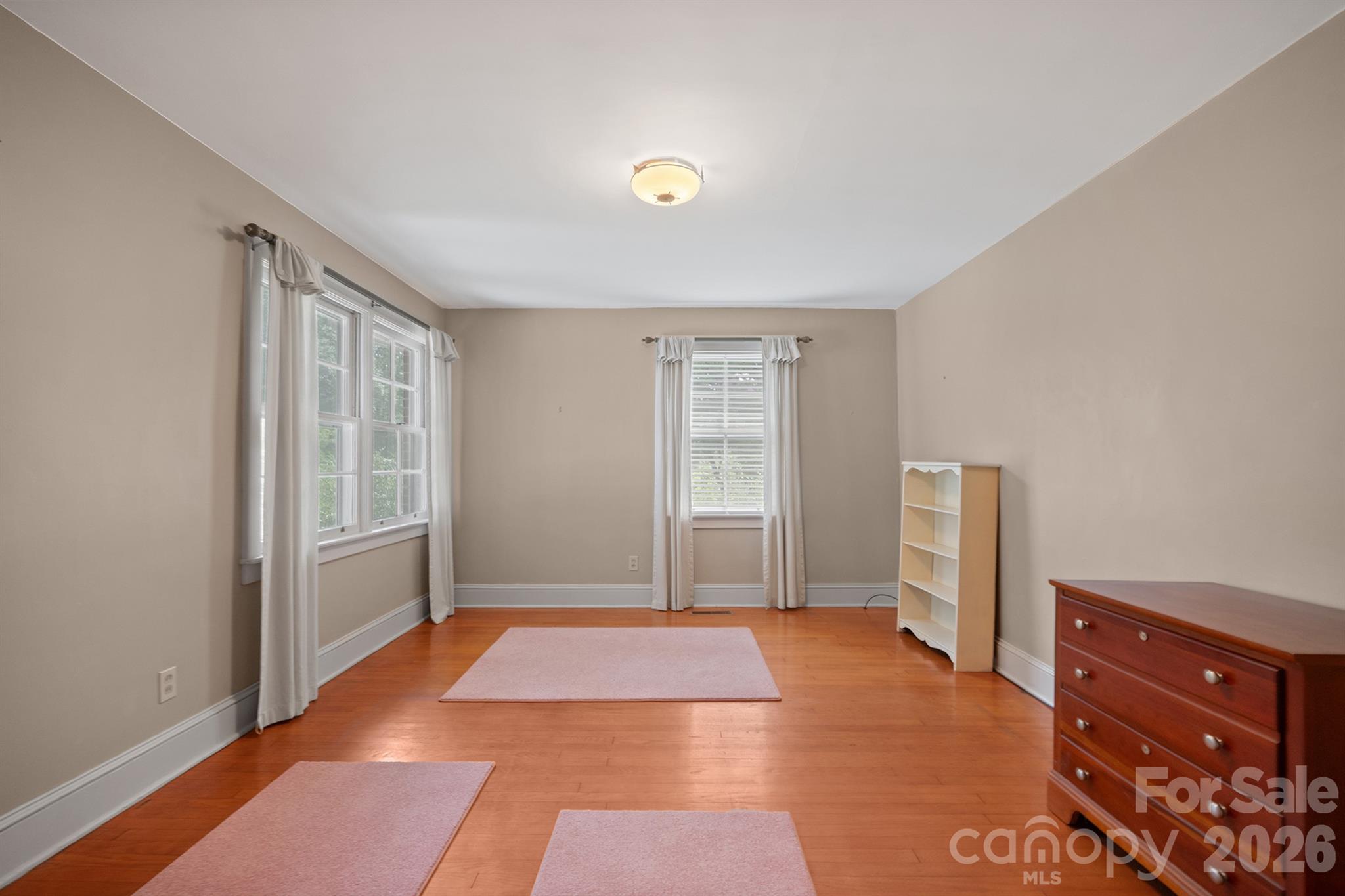 Single Family Residence at 17 E Murray Street, Maiden, photo 18 of 33