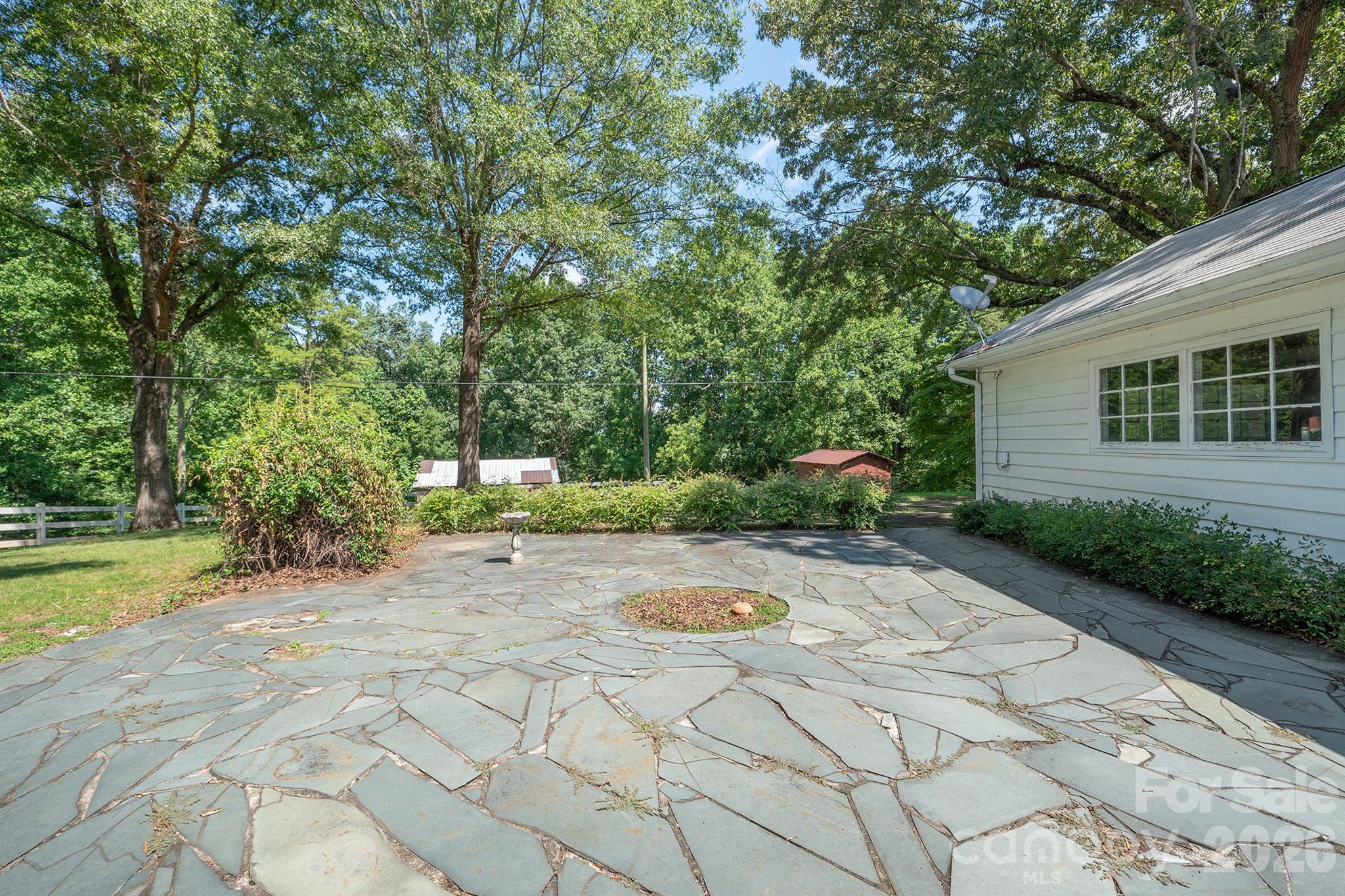 Single Family Residence at 17 E Murray Street, Maiden, photo 31 of 33