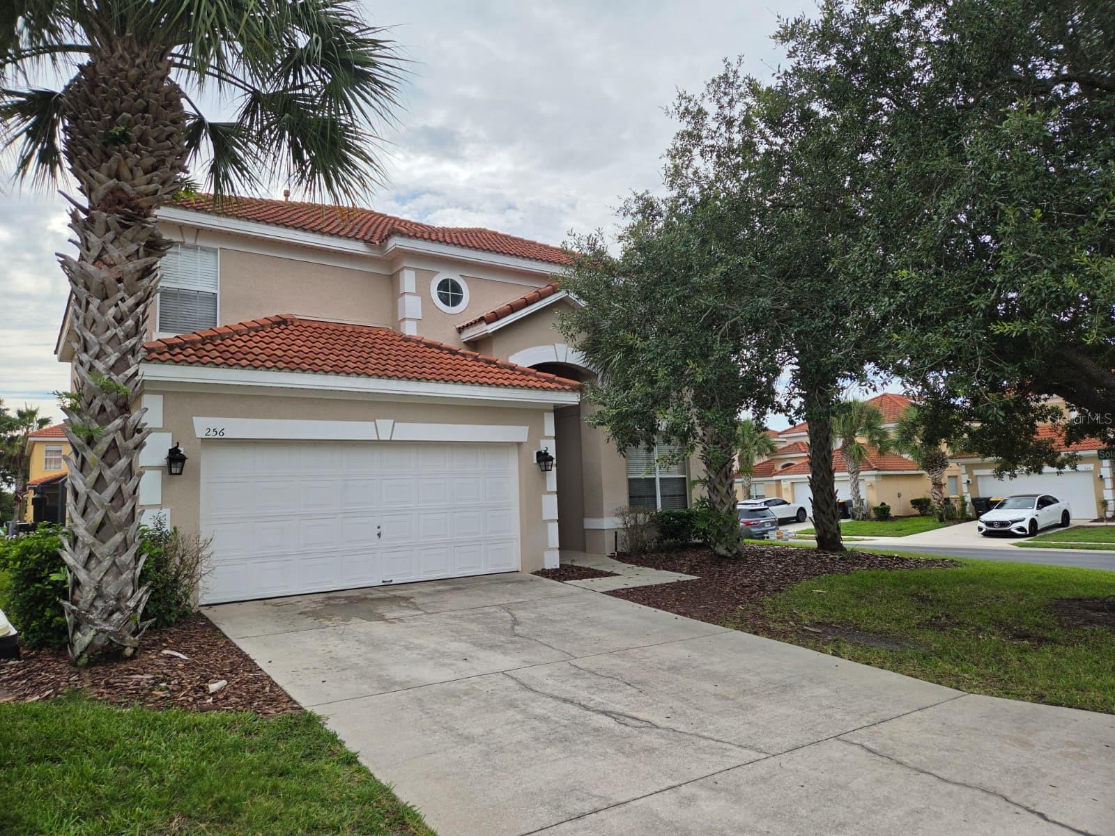 256 SEVILLA AVE