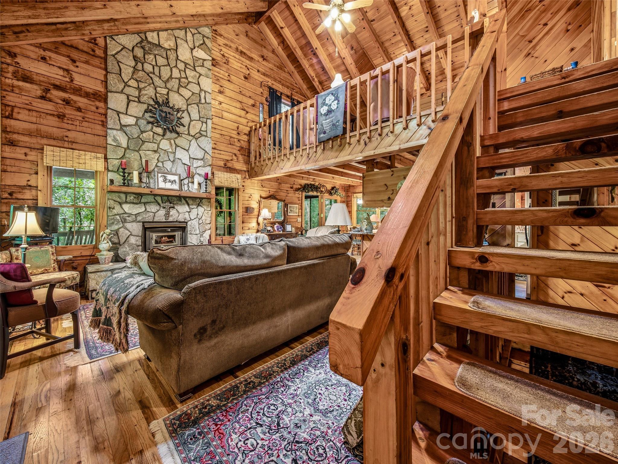 Single Family Residence at 696 Top Of The Mountain Road, Hendersonville, photo 18 of 41