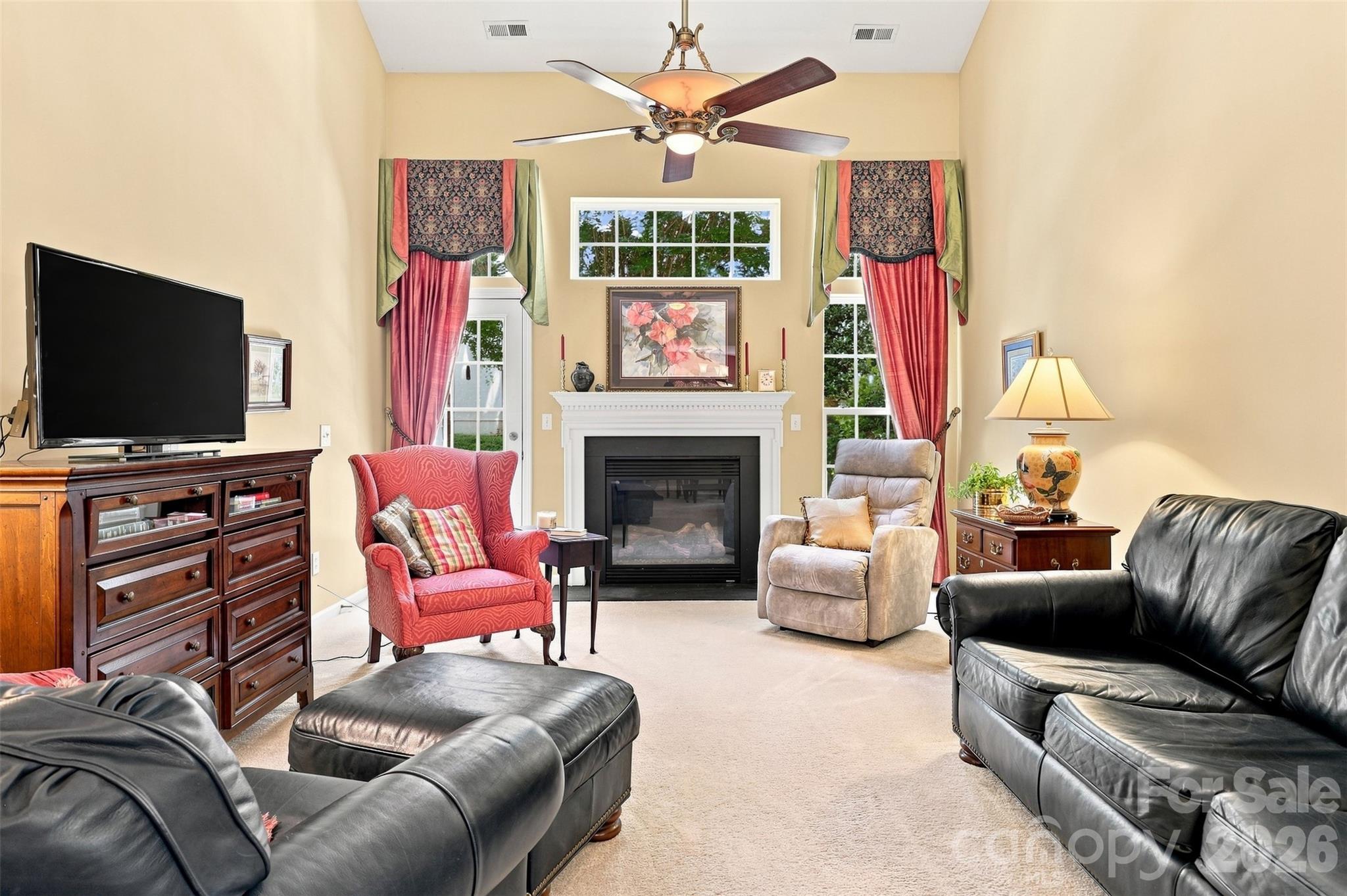 Townhouse at 206 Horizon Circle, Rock Hill, photo 10 of 47