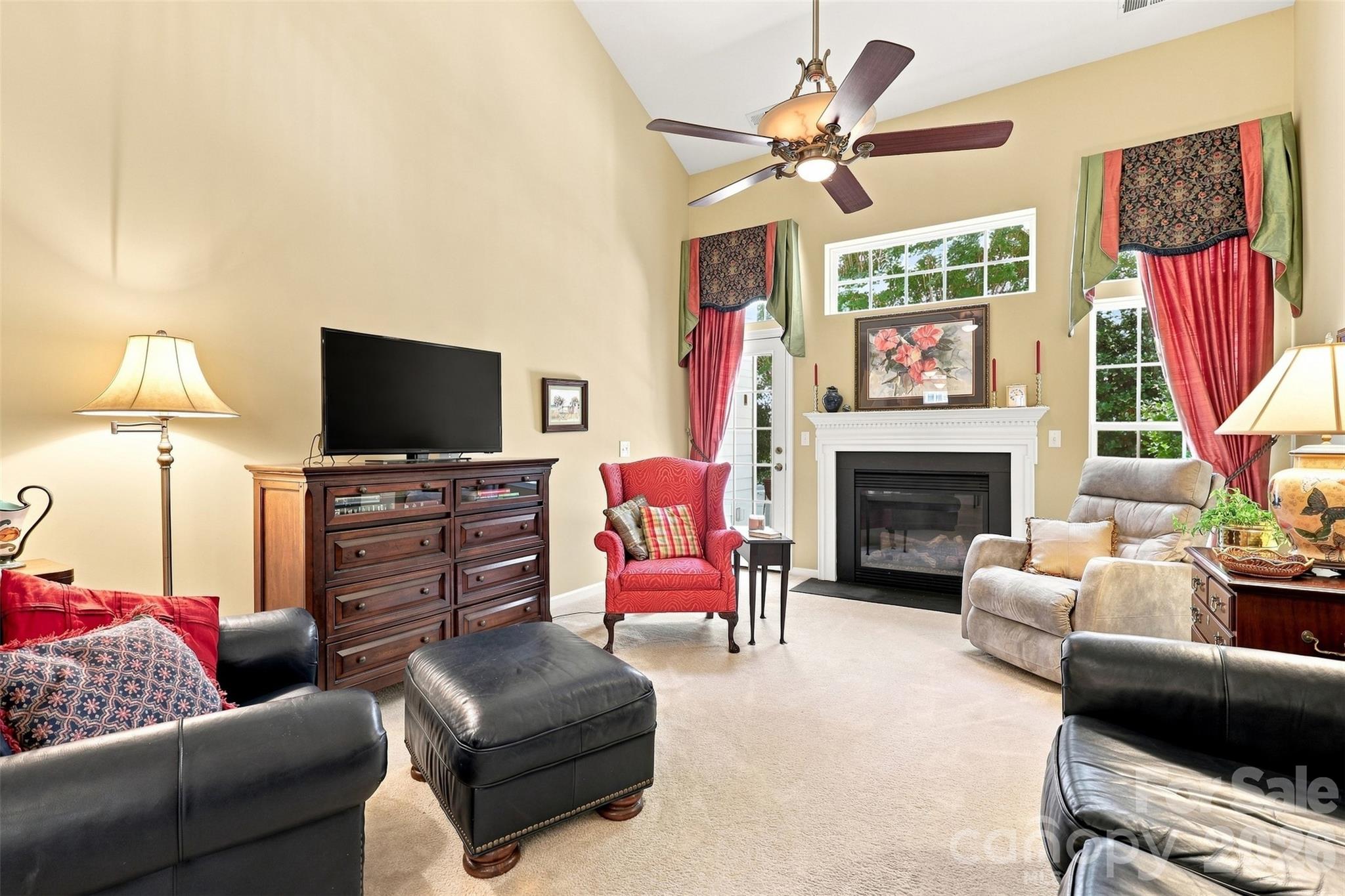Townhouse at 206 Horizon Circle, Rock Hill, photo 12 of 47