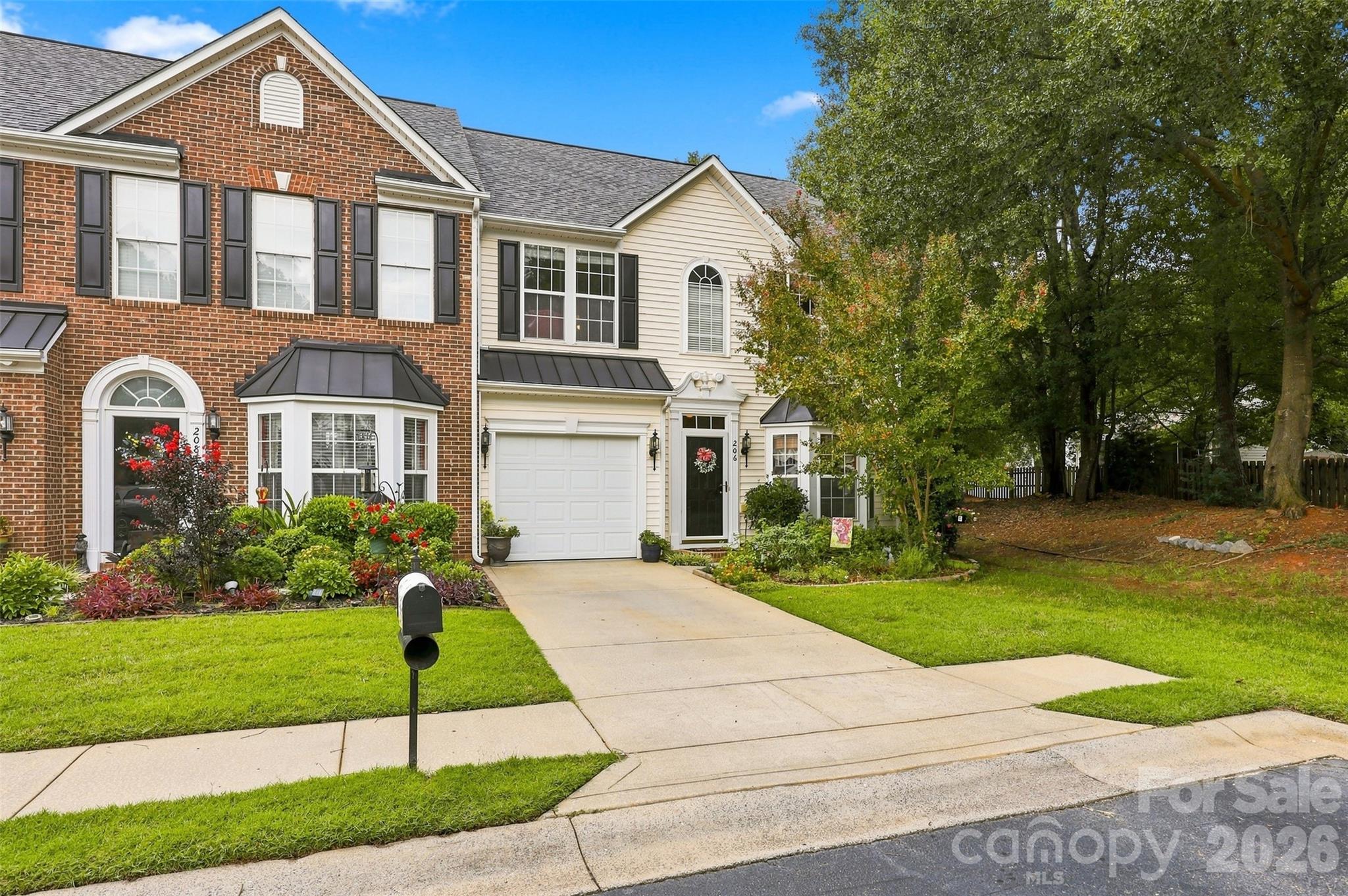 Townhouse at 206 Horizon Circle, Rock Hill, photo 32 of 47