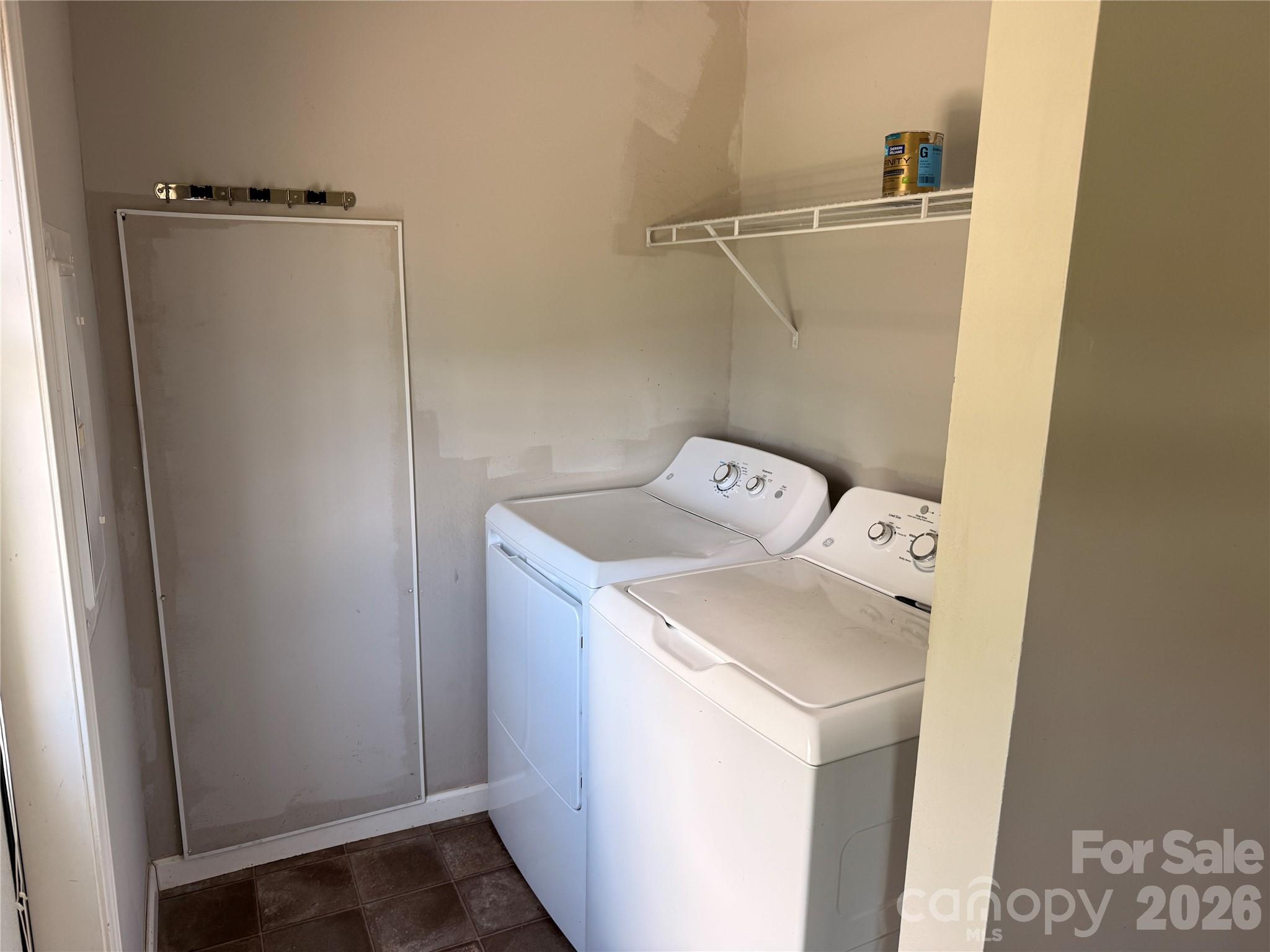 Single Family Residence at 166 Albert Drive, Flat Rock, photo 6 of 19