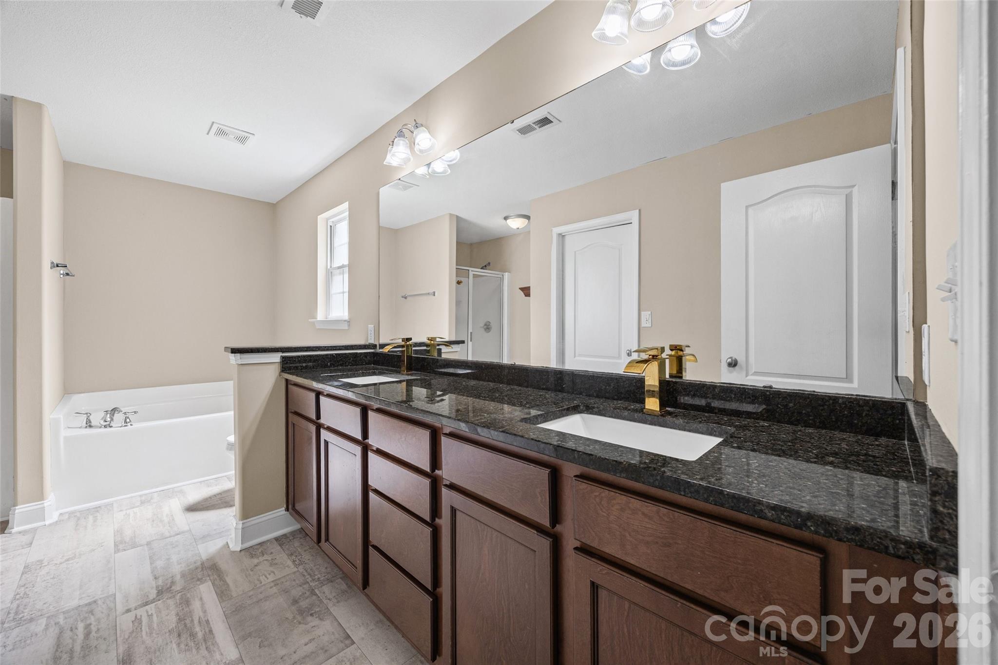 Single Family Residence at 848 Estuary Court, Rock Hill, photo 22 of 37