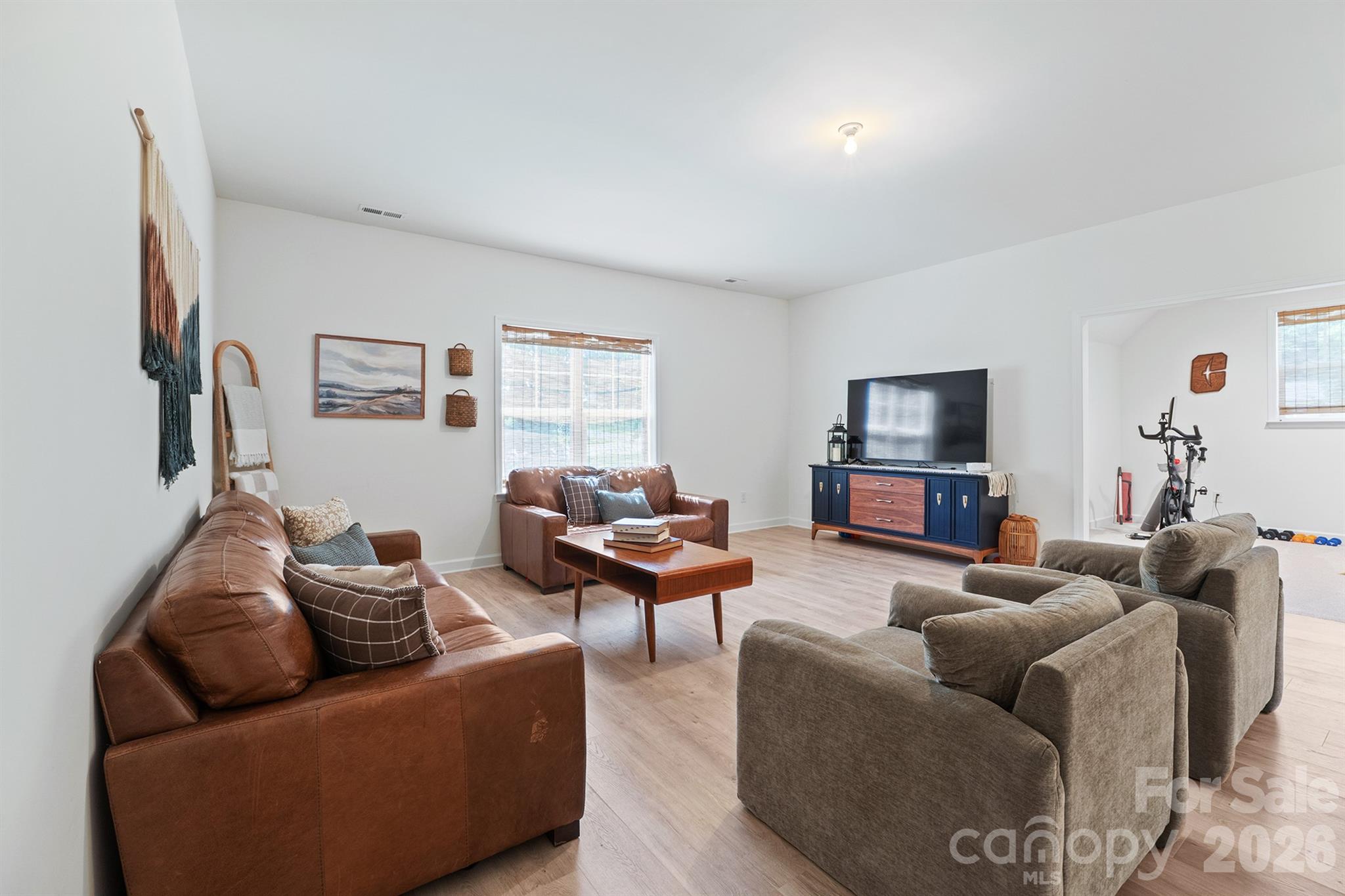 Single Family Residence at 2976 Walter Drive NW, Concord, photo 19 of 23