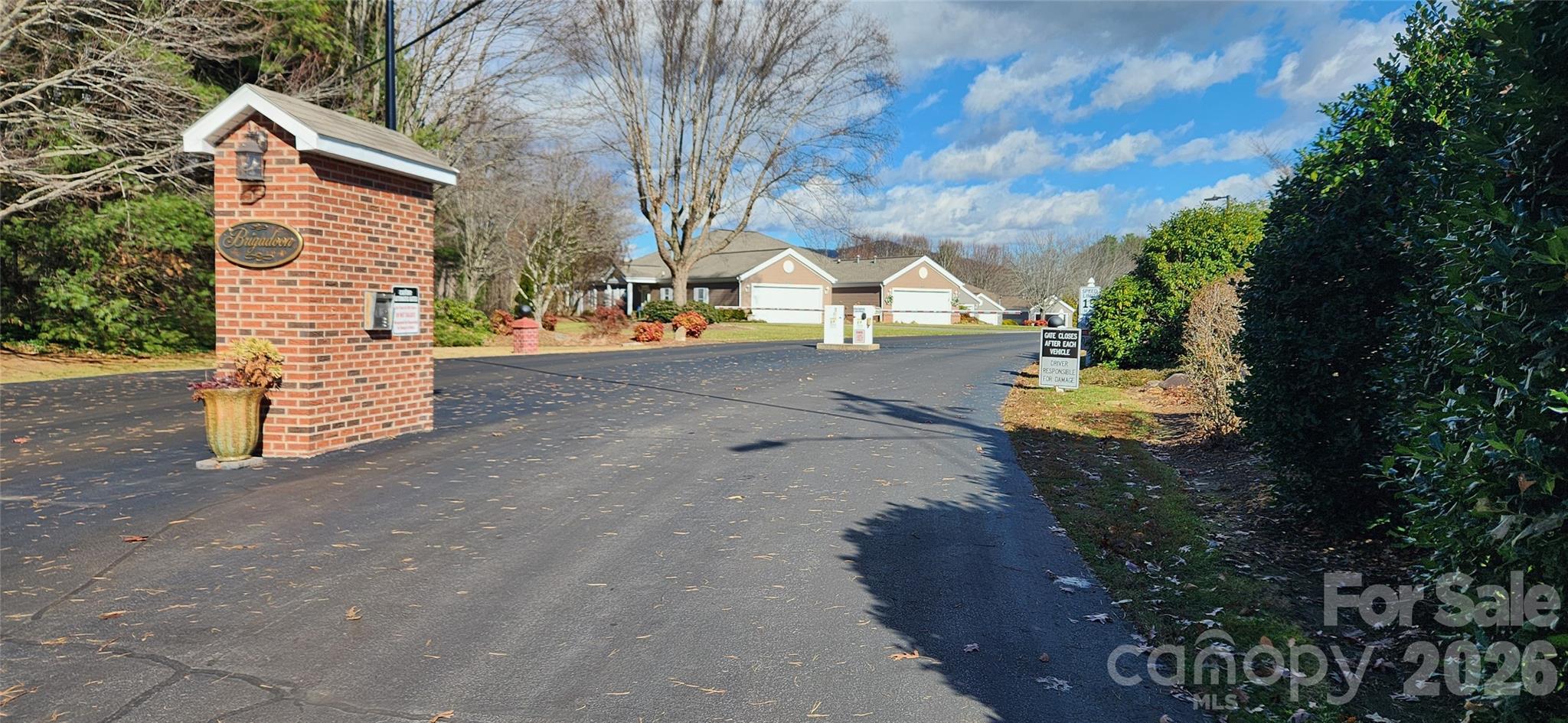 Townhouse at 11-C Heather Way, Candler, photo 32 of 40