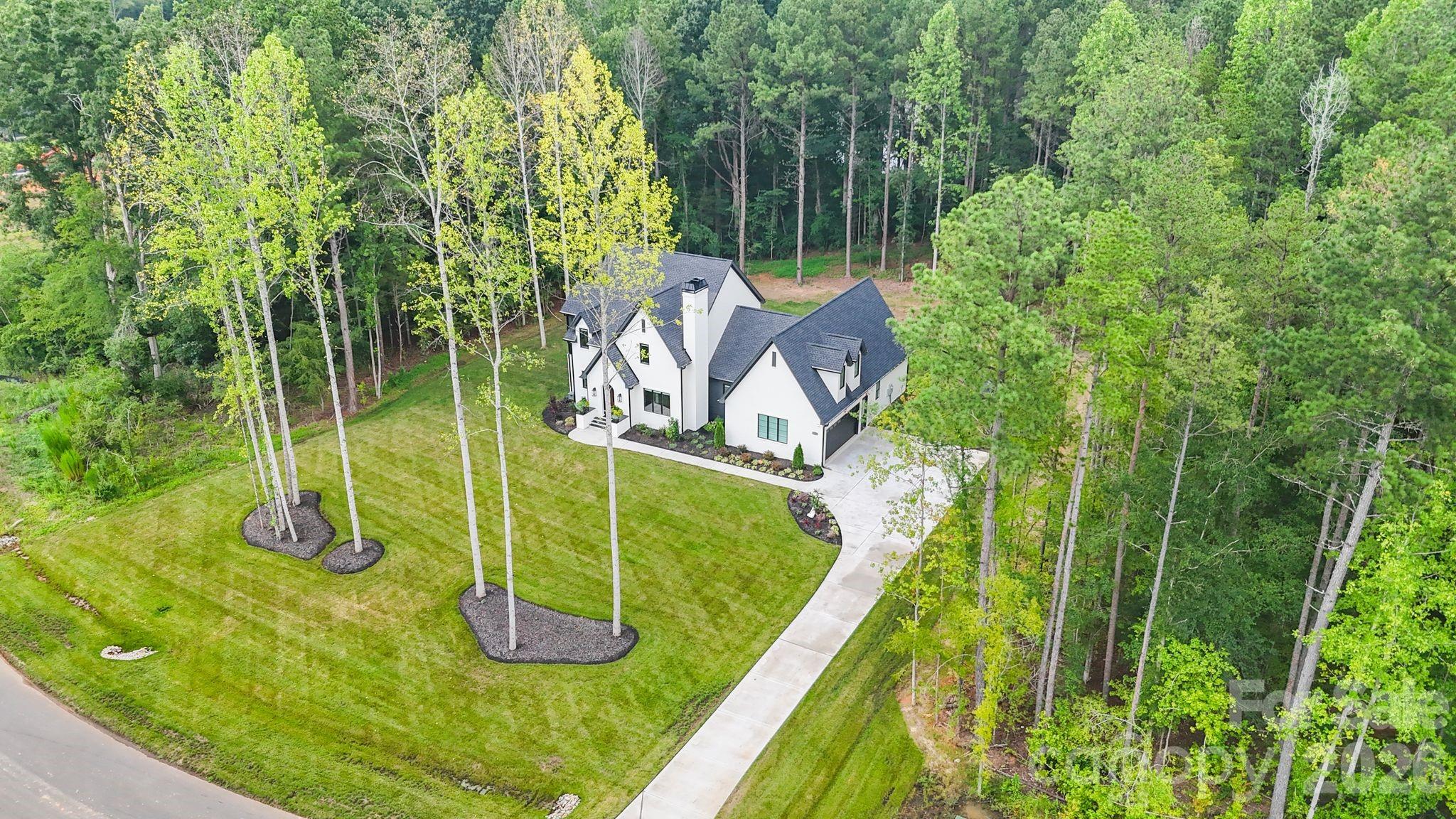 Single Family Residence at 6528 Great Blue Path, Clover, photo 3 of 47