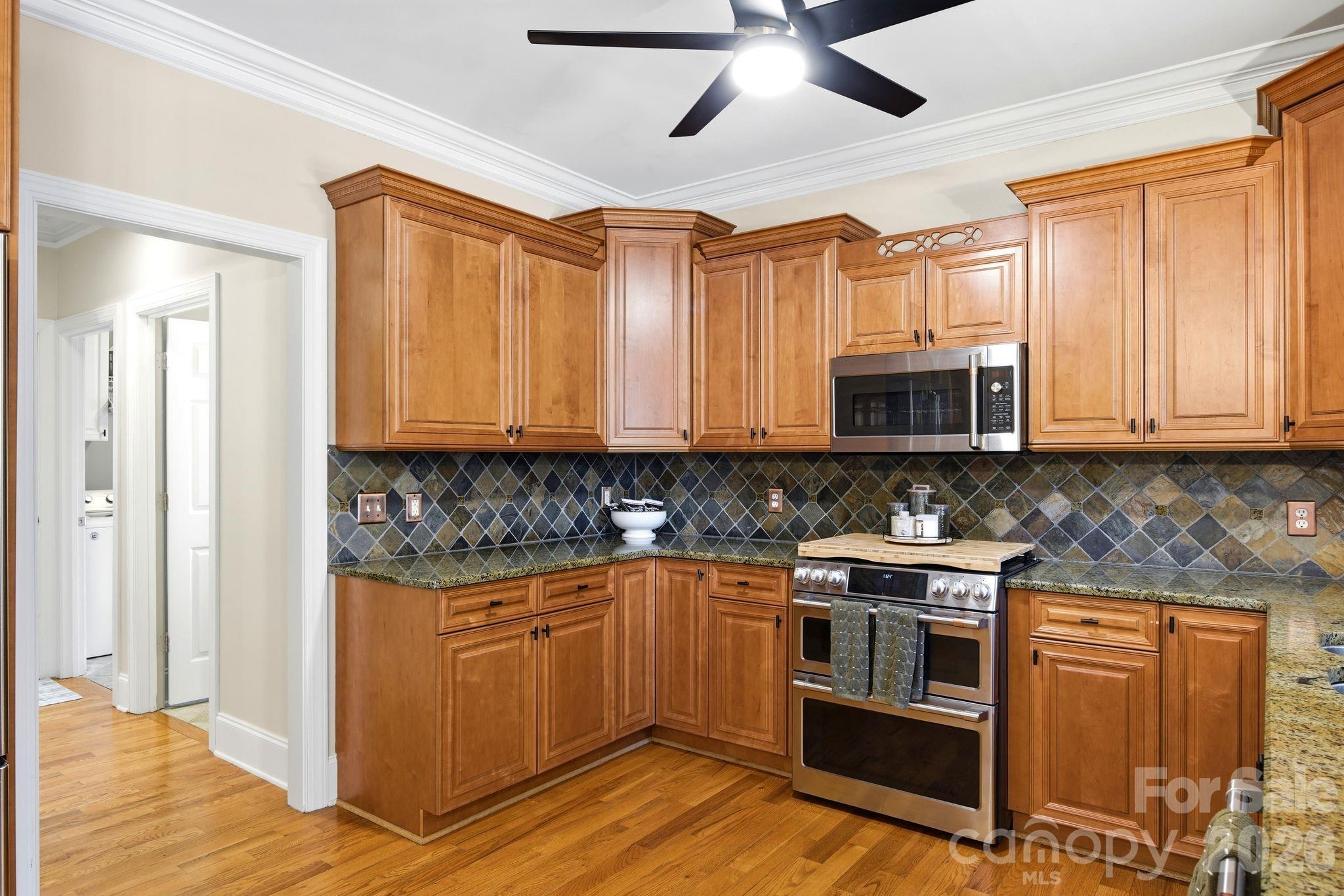 Single Family Residence at 535 Hallman Drive, Rock Hill, photo 12 of 48