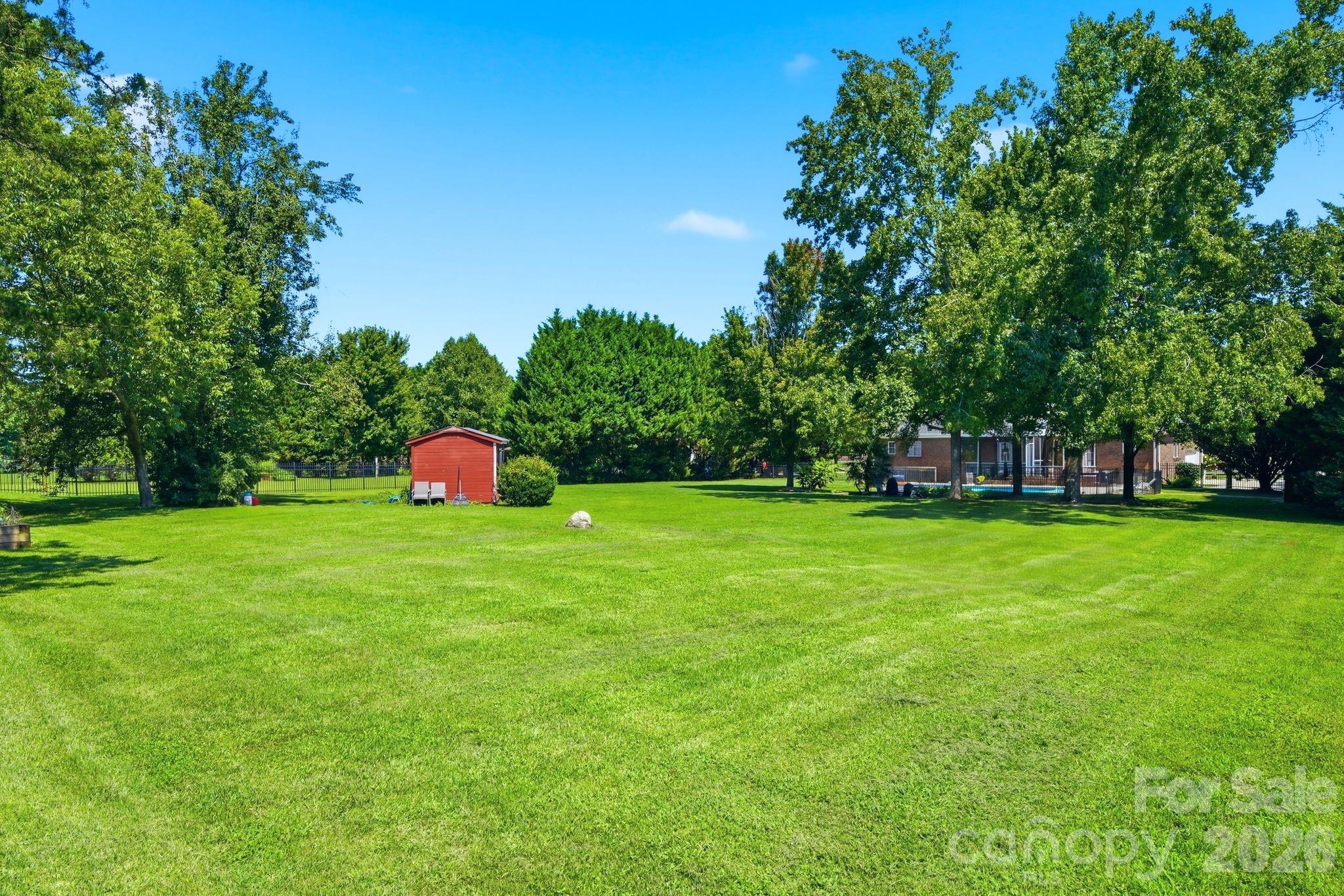 Single Family Residence at 535 Hallman Drive, Rock Hill, photo 39 of 48