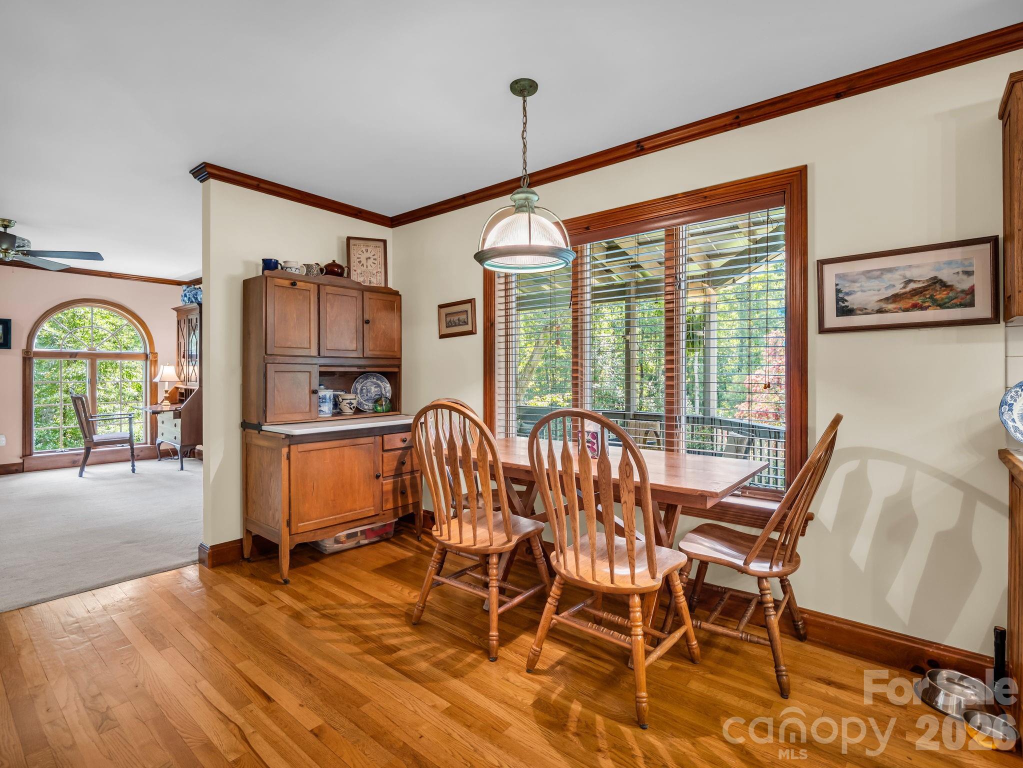 Nice nook for informal dining - 15 Ravenwood Drive, Fletcher