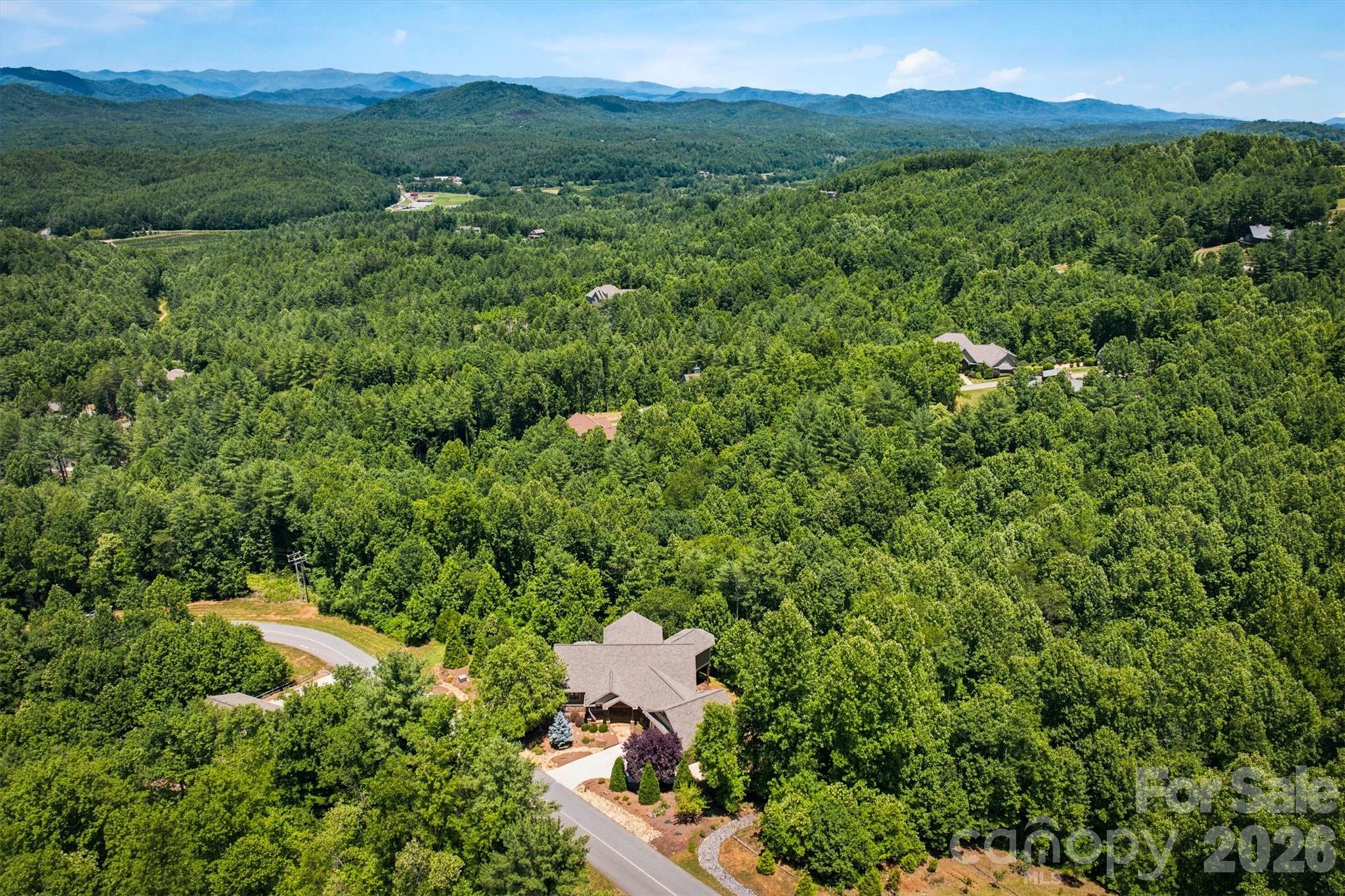 Single Family Residence at 1167 Johns Ridge Parkway, Lenoir, photo 3 of 48