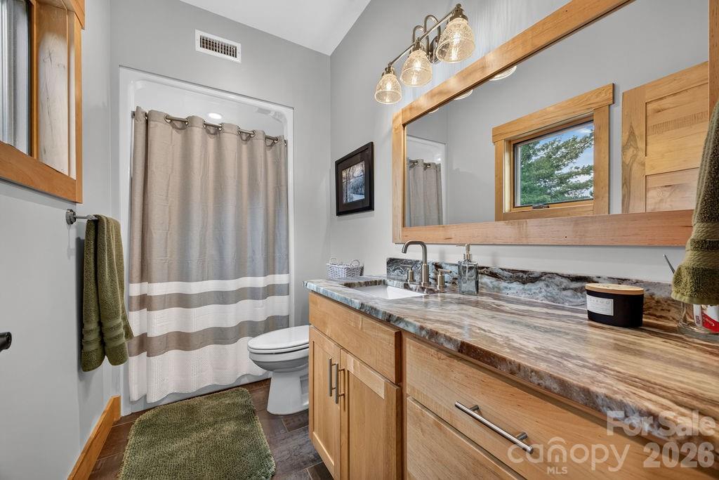 Single Family Residence at 208 Gravely Branch Road, Fletcher, photo 21 of 38