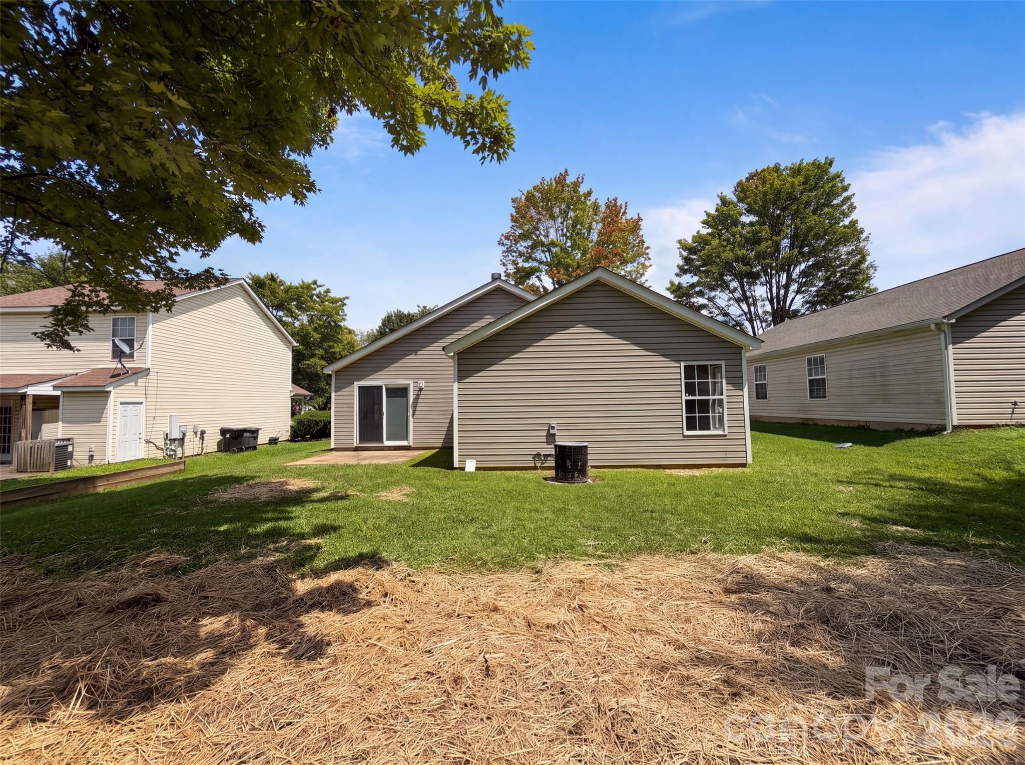 Single Family Residence at 440 First Turn Court SW, Concord, photo 5 of 21