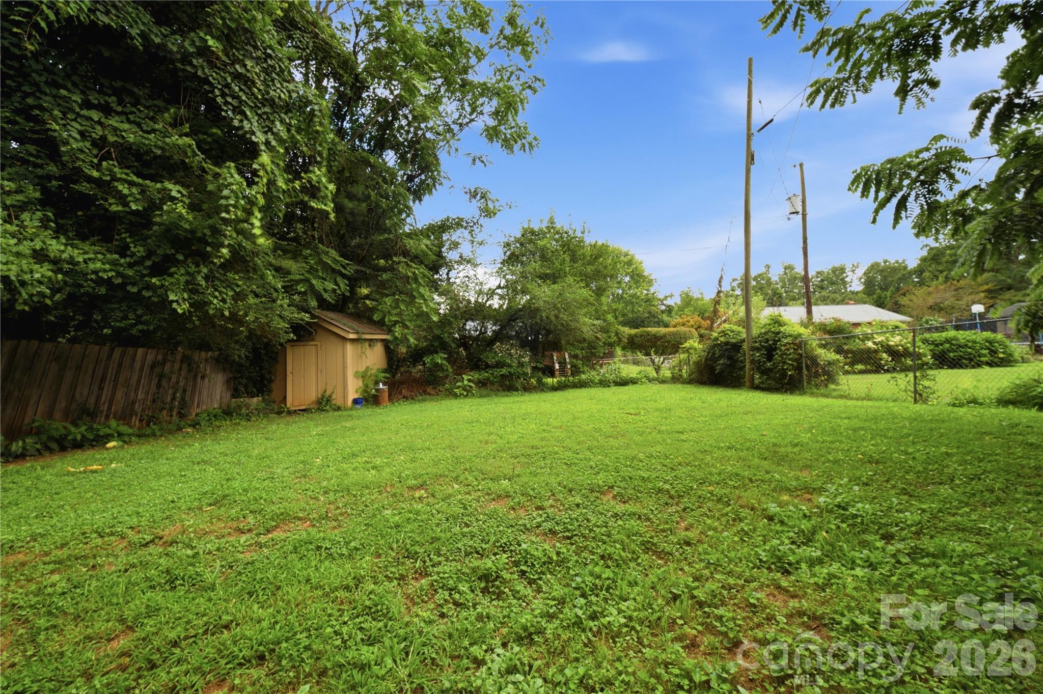 Single Family Residence at 307 Beverly Avenue, Hendersonville, photo 23 of 32
