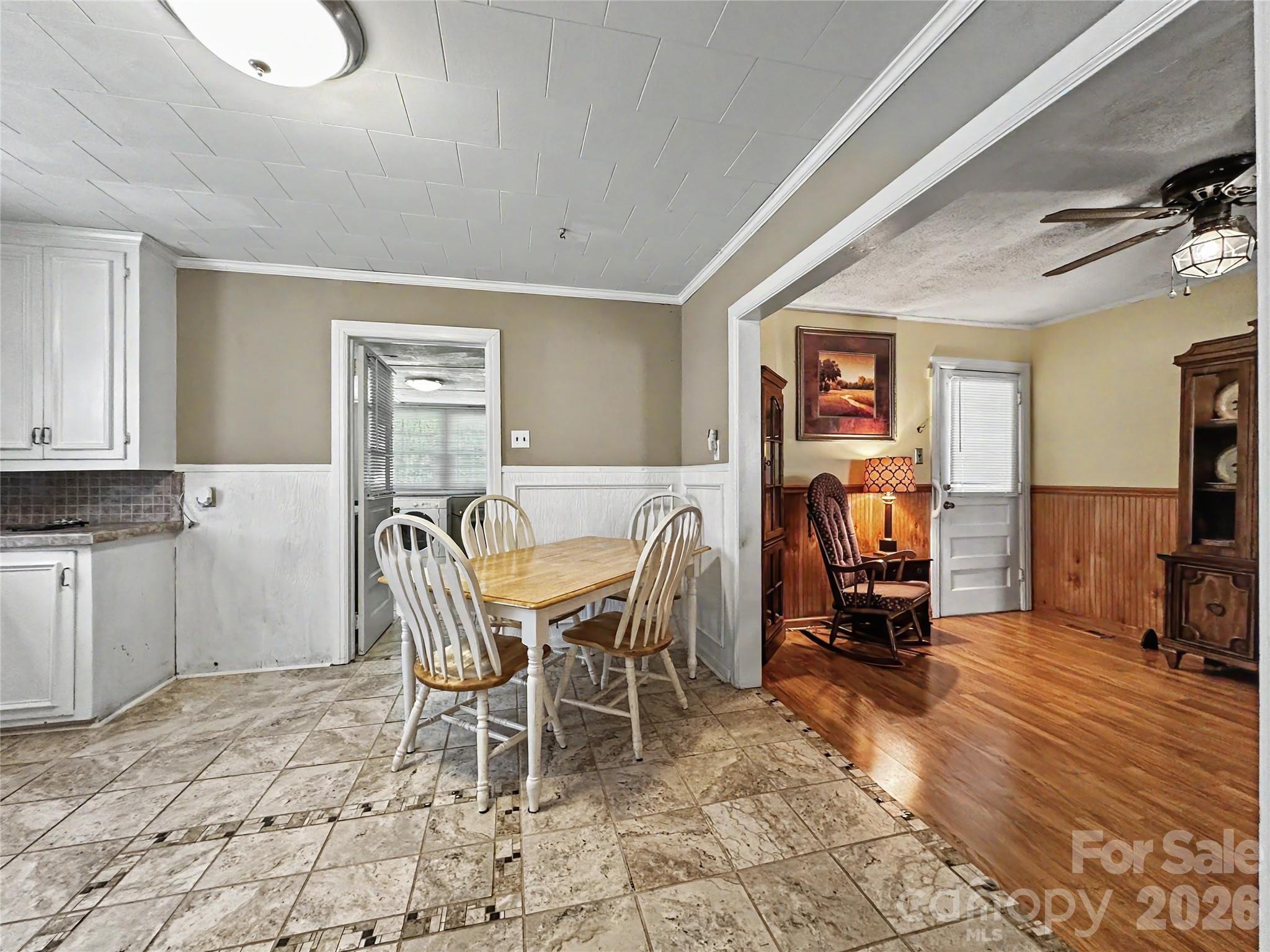 Single Family Residence at 832 Baker Street, Statesville, photo 28 of 47