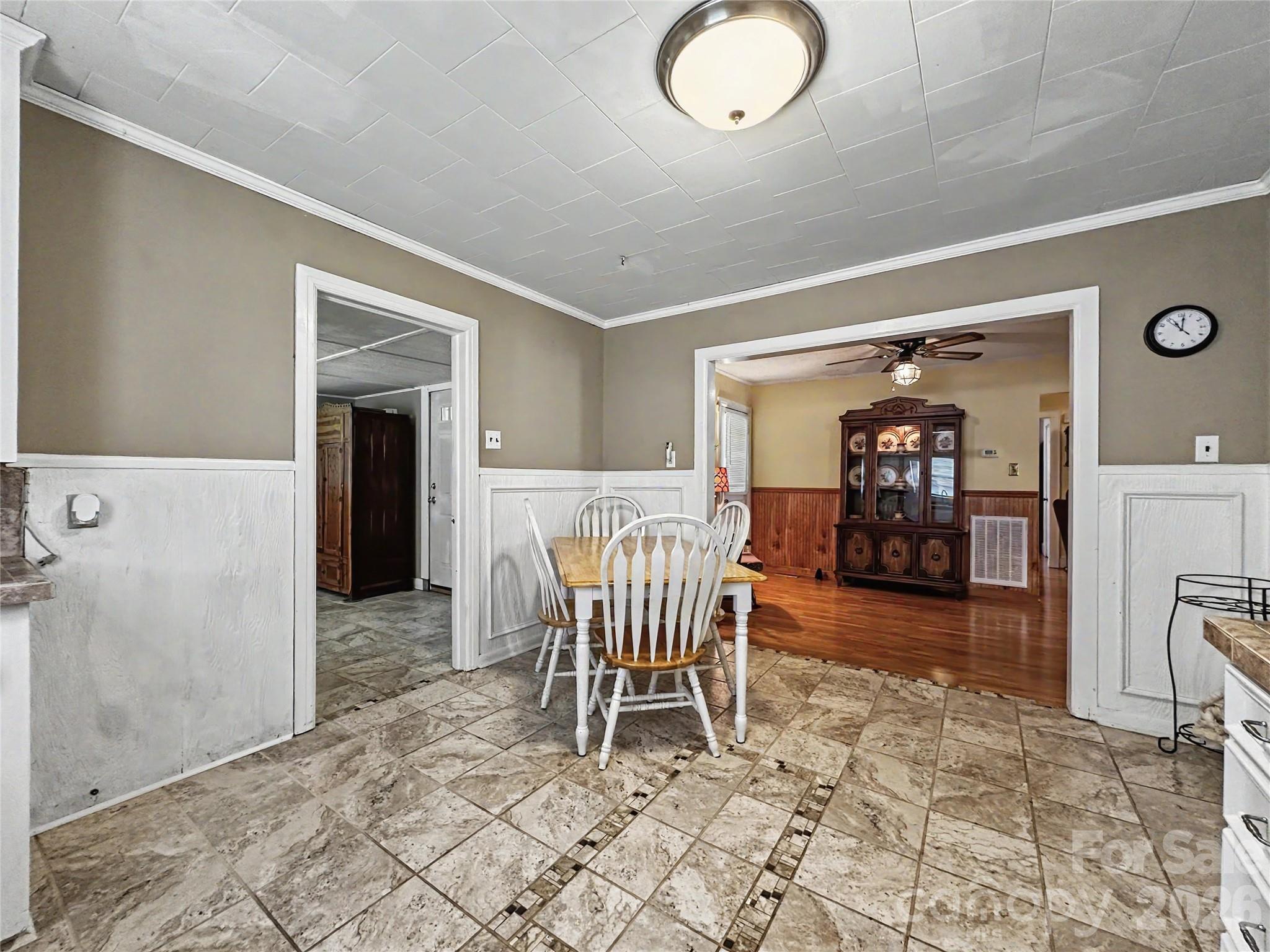 Single Family Residence at 832 Baker Street, Statesville, photo 29 of 47
