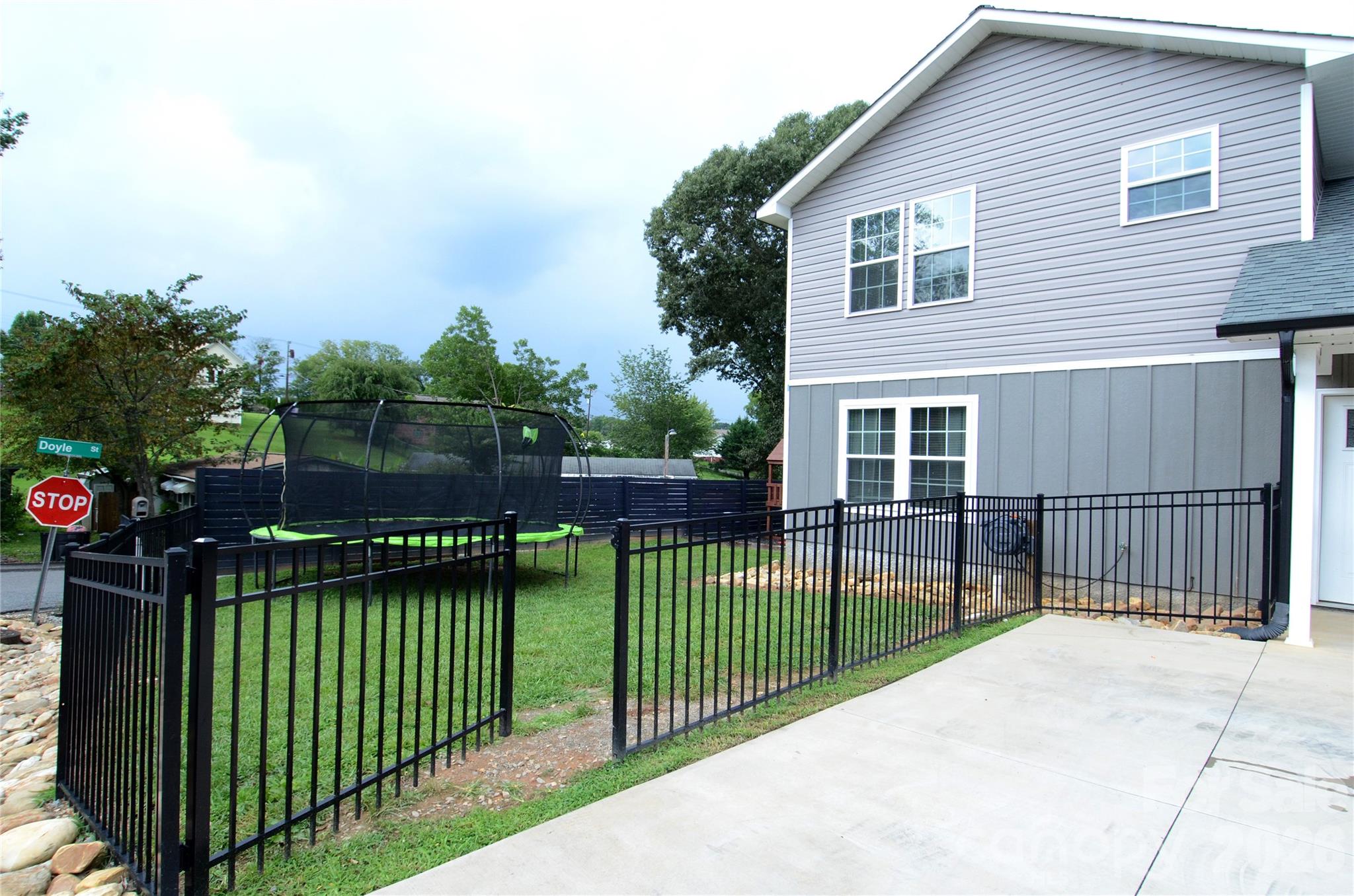 Single Family Residence at 130 Bostic Street, Marion, photo 3 of 36
