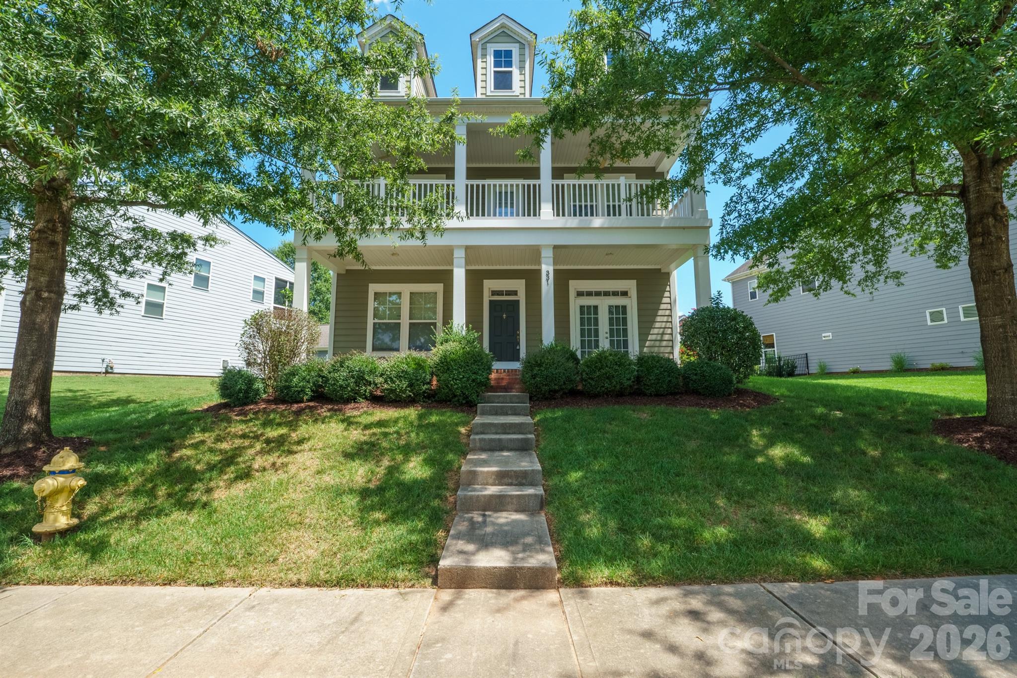 Single Family Residence at 331 Montibello Drive, Mooresville, photo 2 of 48