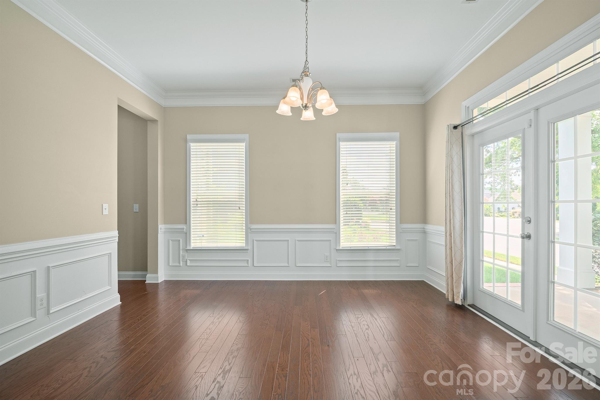 Single Family Residence at 331 Montibello Drive, Mooresville, photo 12 of 48