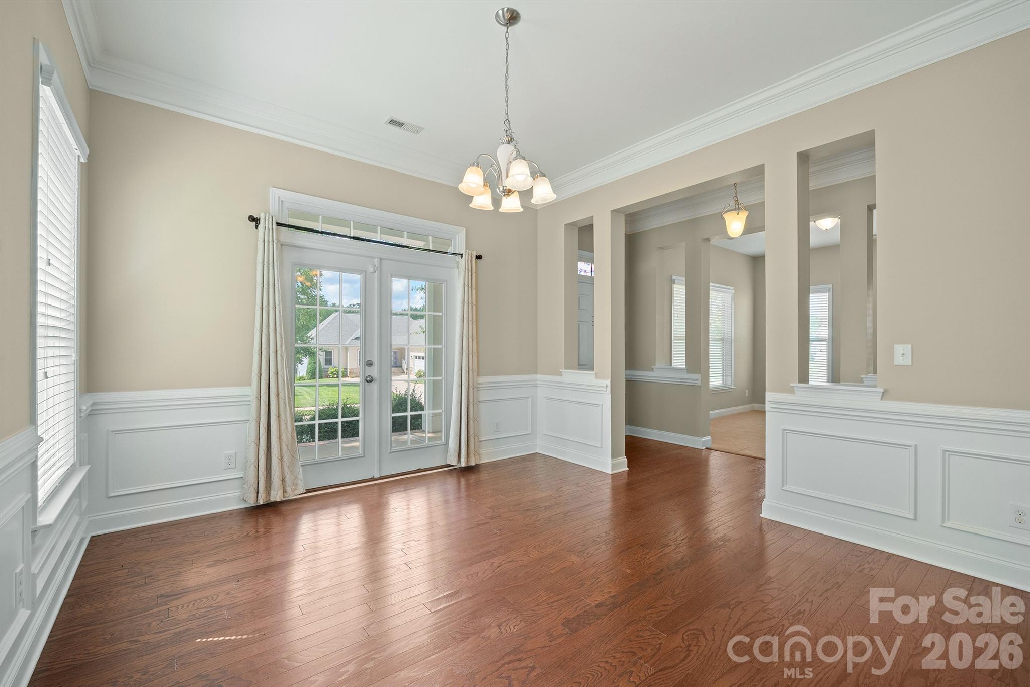 Single Family Residence at 331 Montibello Drive, Mooresville, photo 13 of 48