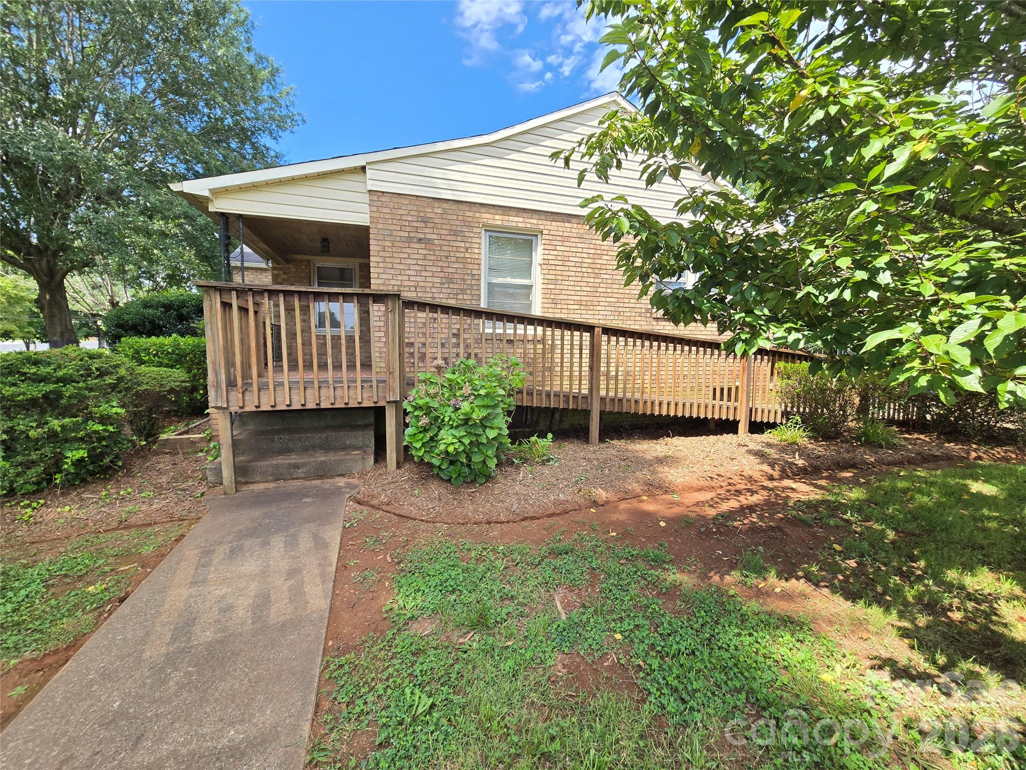 Single Family Residence at 305 Oakland Avenue Avenue, Morganton, photo 4 of 30