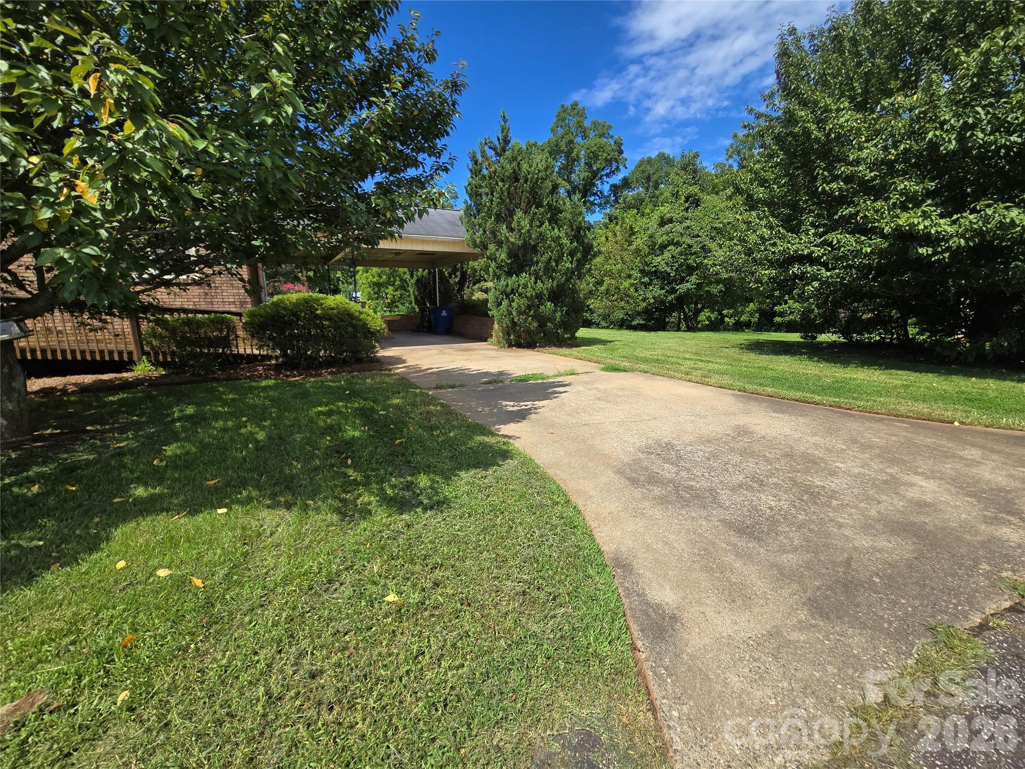 Single Family Residence at 305 Oakland Avenue Avenue, Morganton, photo 8 of 30