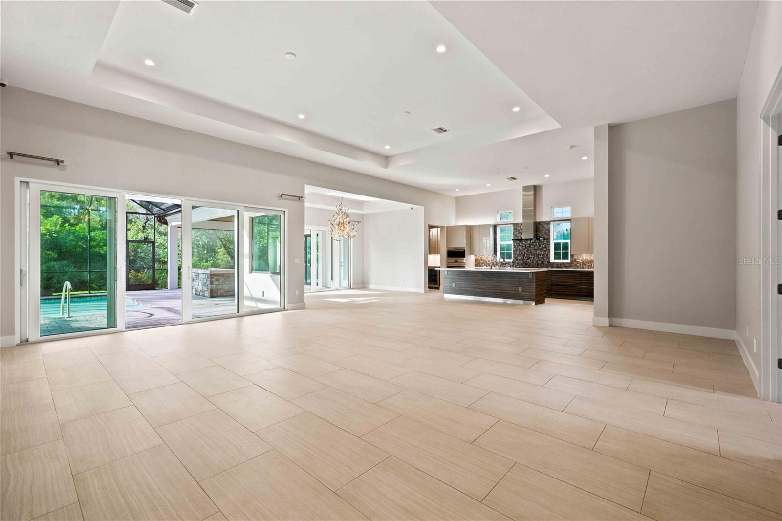 Single Family Residence at 21724 DEER POINTE XING, BRADENTON, photo 10 of 46