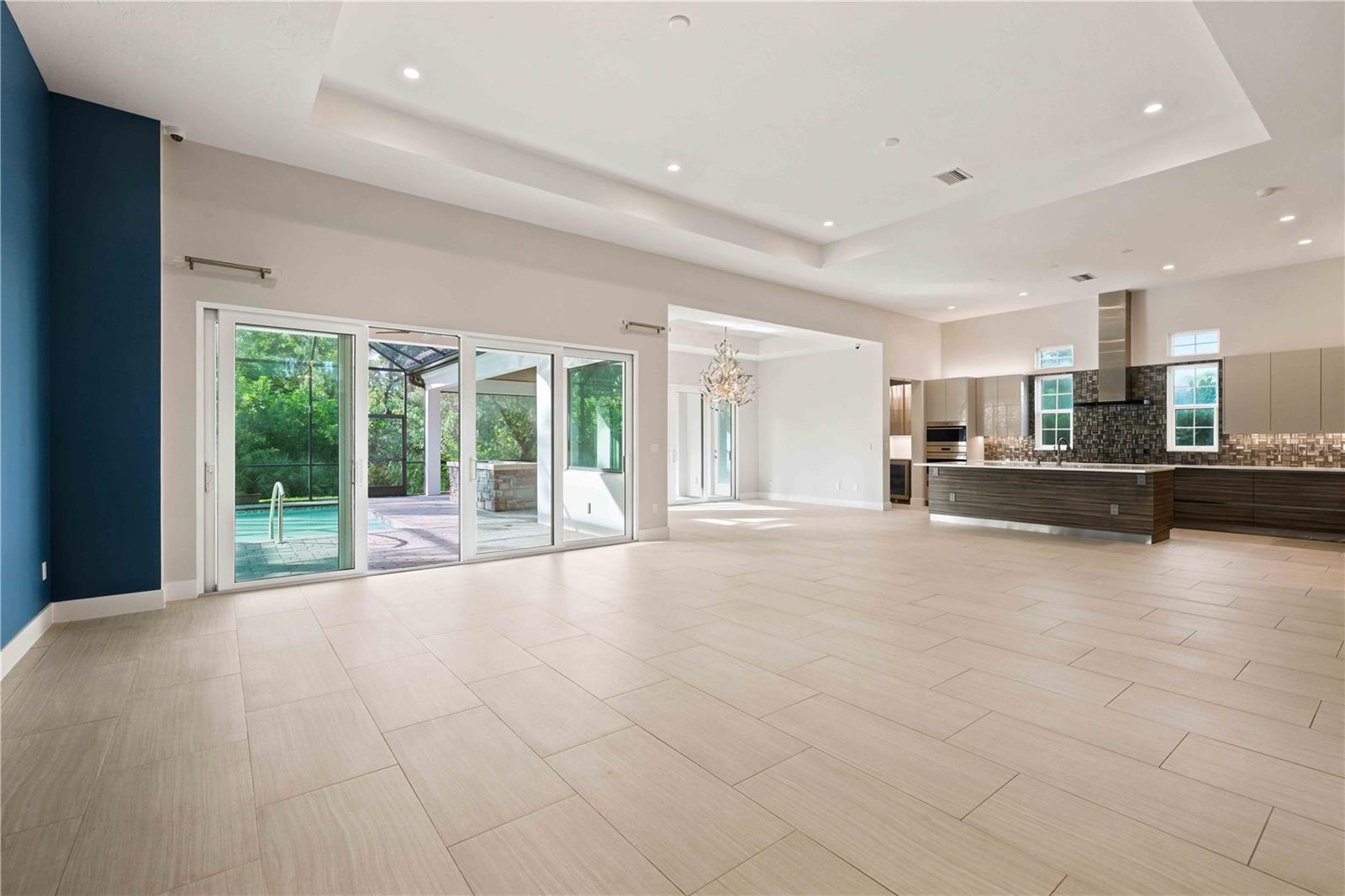 Single Family Residence at 21724 DEER POINTE XING, BRADENTON, photo 11 of 46