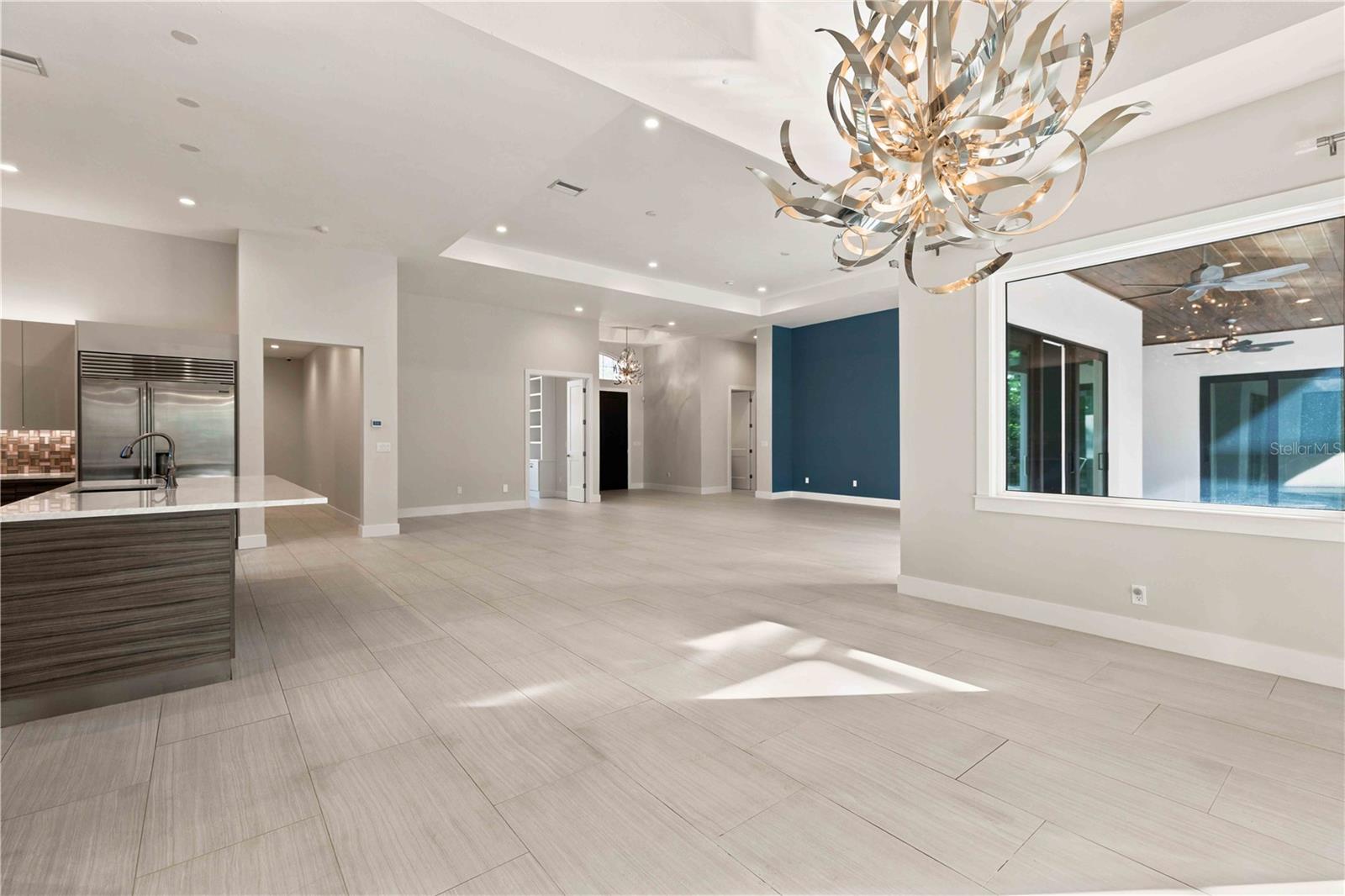 Single Family Residence at 21724 DEER POINTE XING, BRADENTON, photo 15 of 46