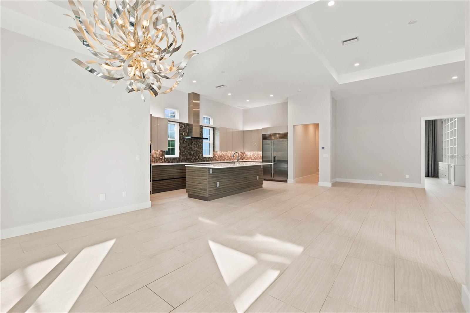 Single Family Residence at 21724 DEER POINTE XING, BRADENTON, photo 16 of 46