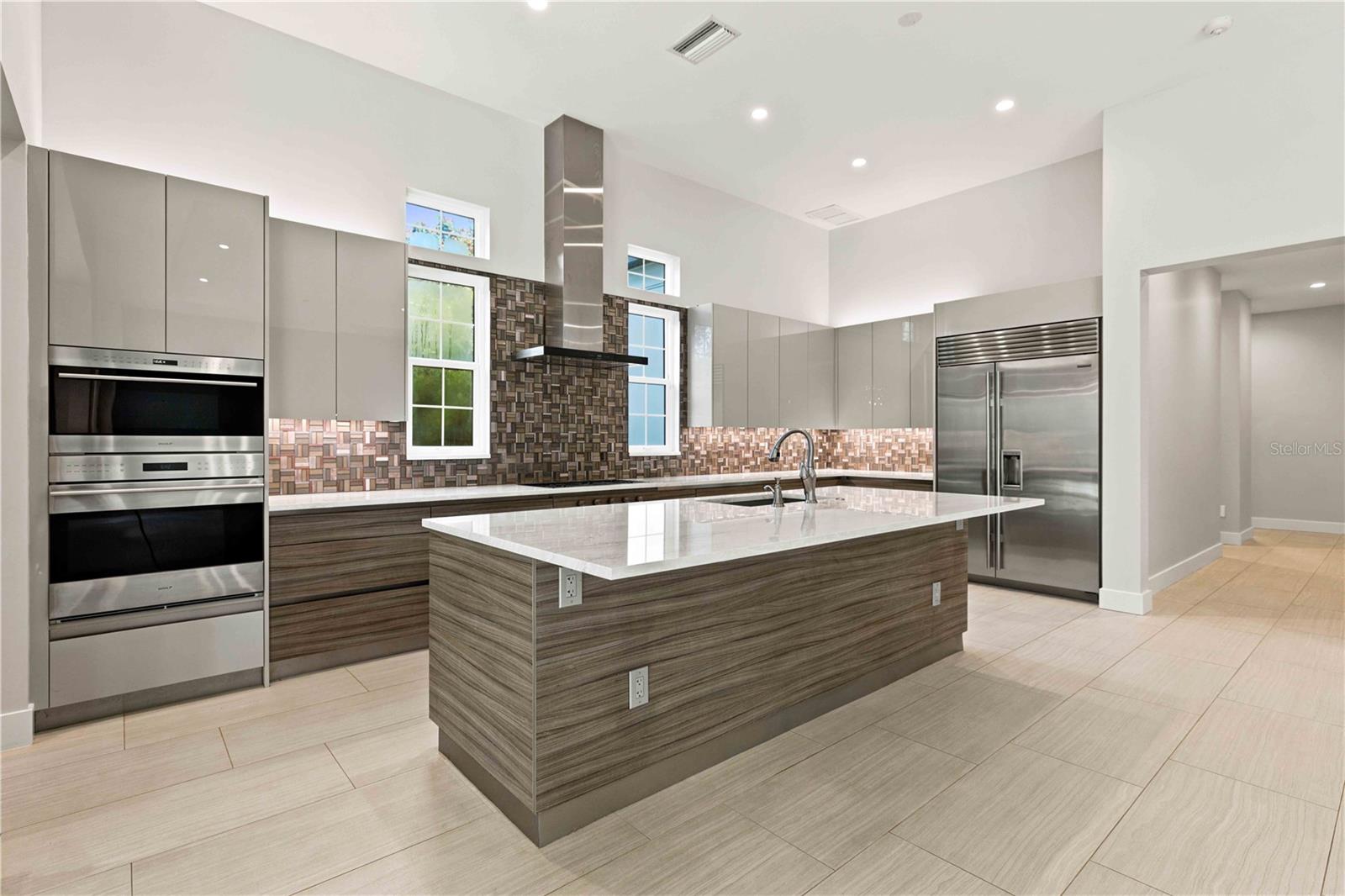 Single Family Residence at 21724 DEER POINTE XING, BRADENTON, photo 17 of 46