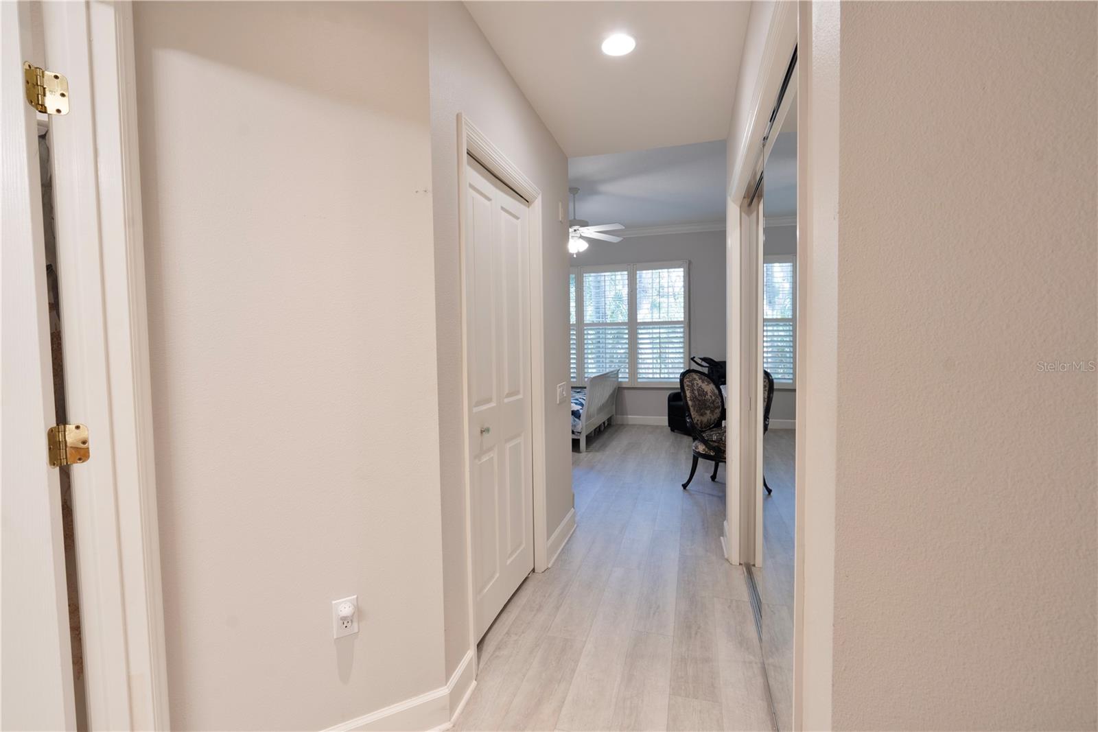Master Bedroom suite - 7492 BOTANICA PKWY #102, SARASOTA