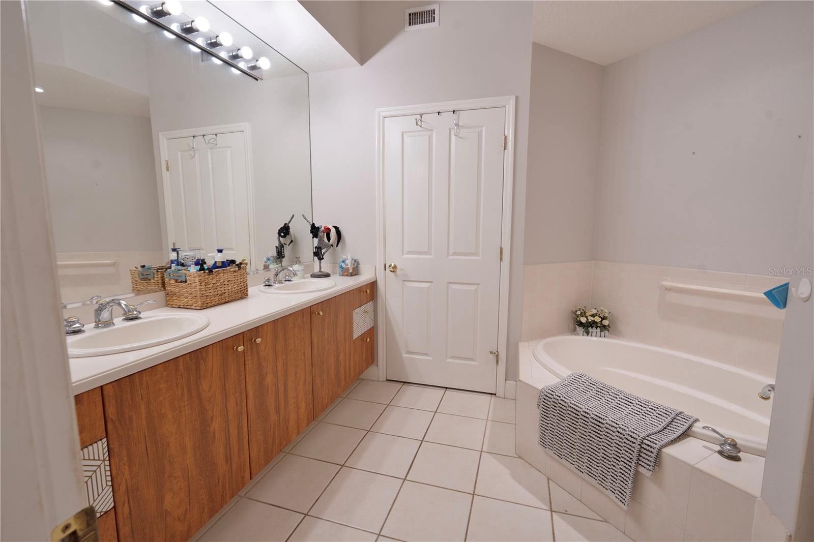 Master Bathroom - 7492 BOTANICA PKWY #102, SARASOTA