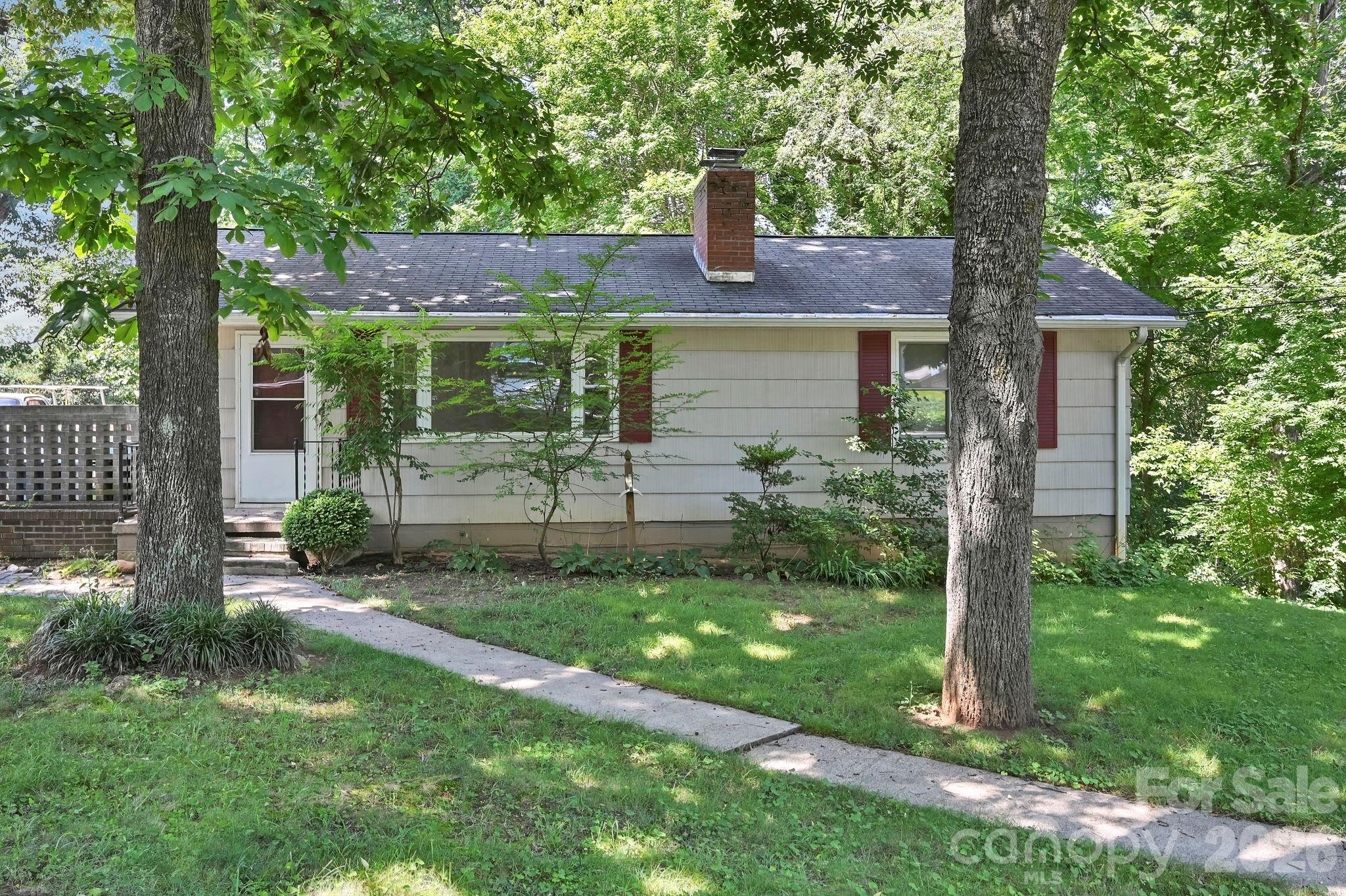 Single Family Residence at 297 White Pine Drive, Asheville, photo 30 of 30