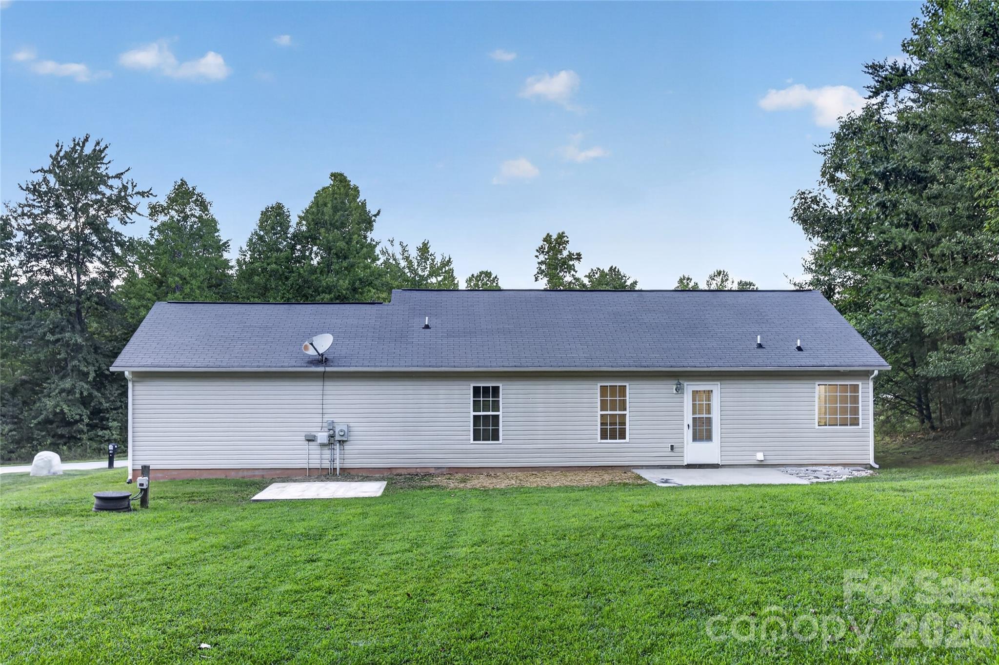 Single Family Residence at 213 Winding Cedar Drive, Statesville, photo 15 of 15