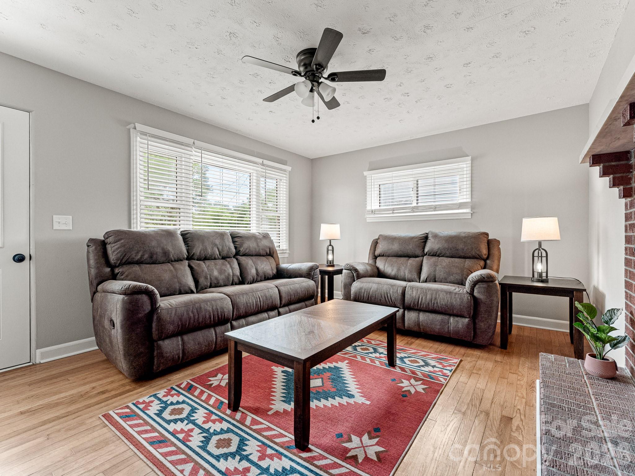 Single Family Residence at 12 Baker Road, Asheville, photo 7 of 29