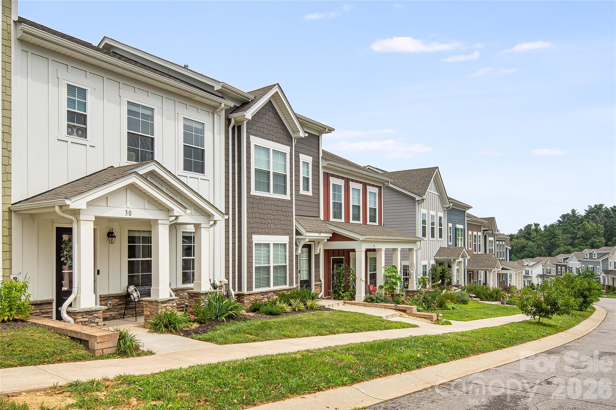 Townhouse at 30 Walnut Springs Drive, Asheville, photo 3 of 26